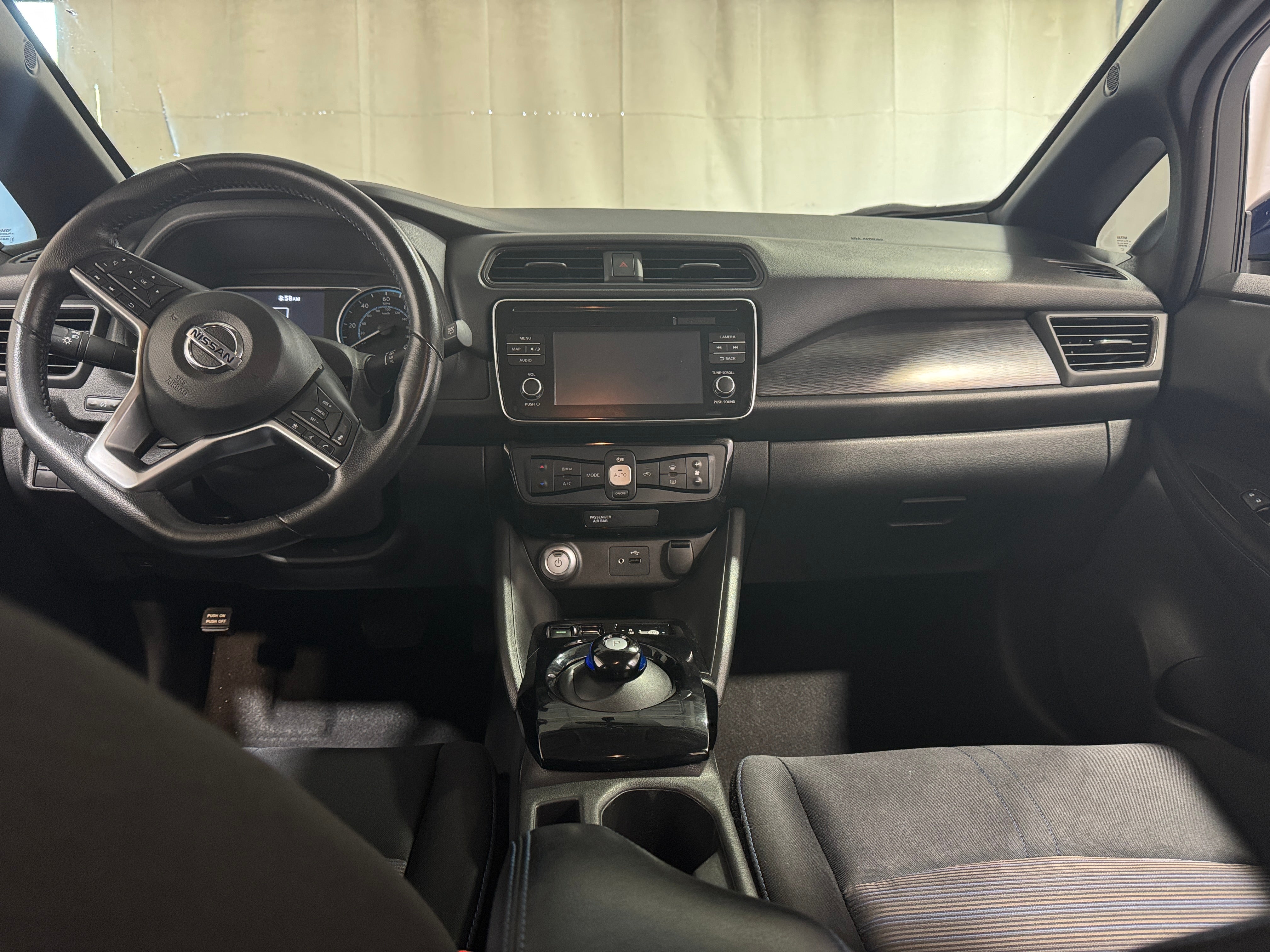 2018 Nissan Leaf SV 3