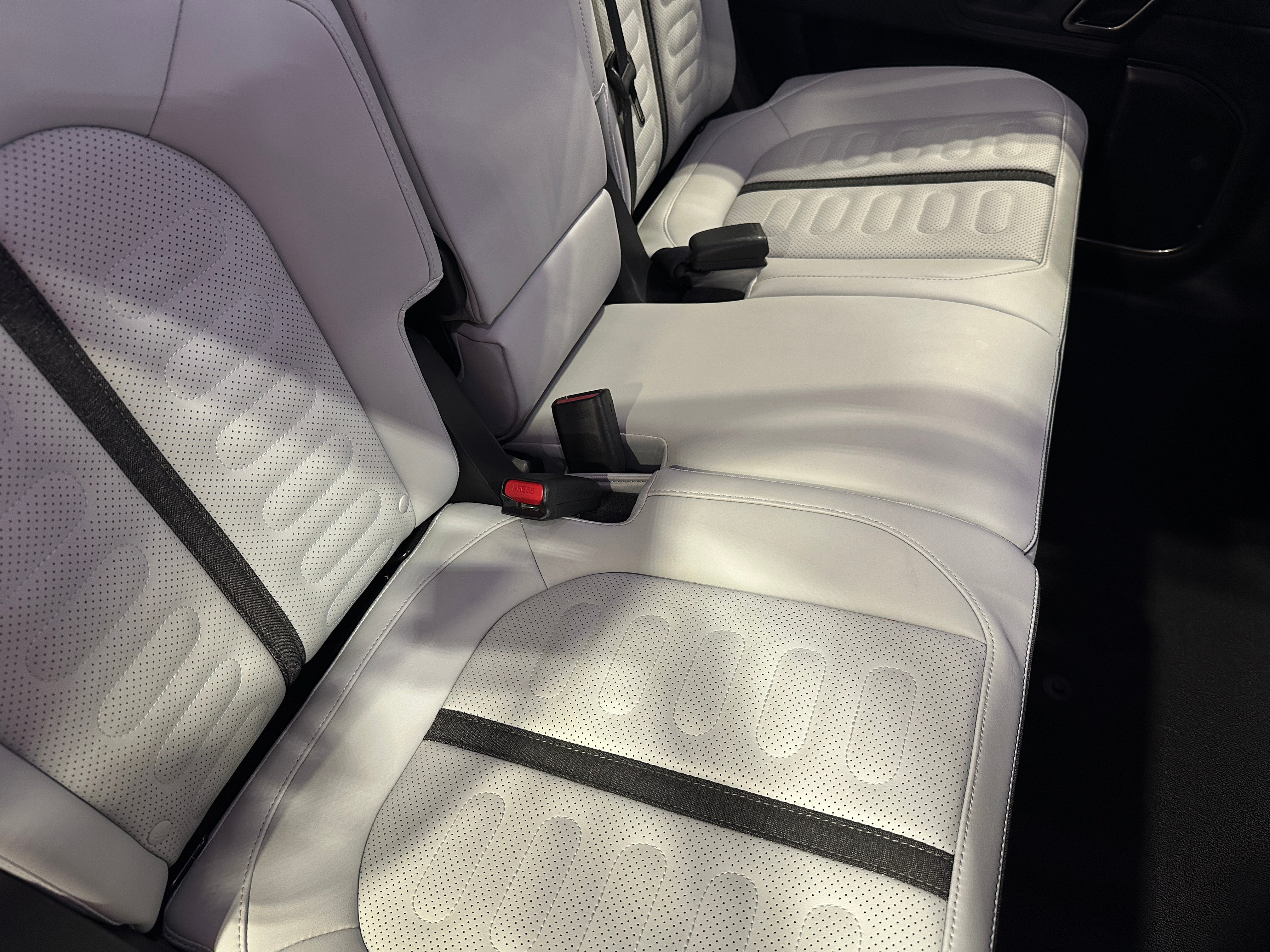 2023 Rivian R1S Adventure 5