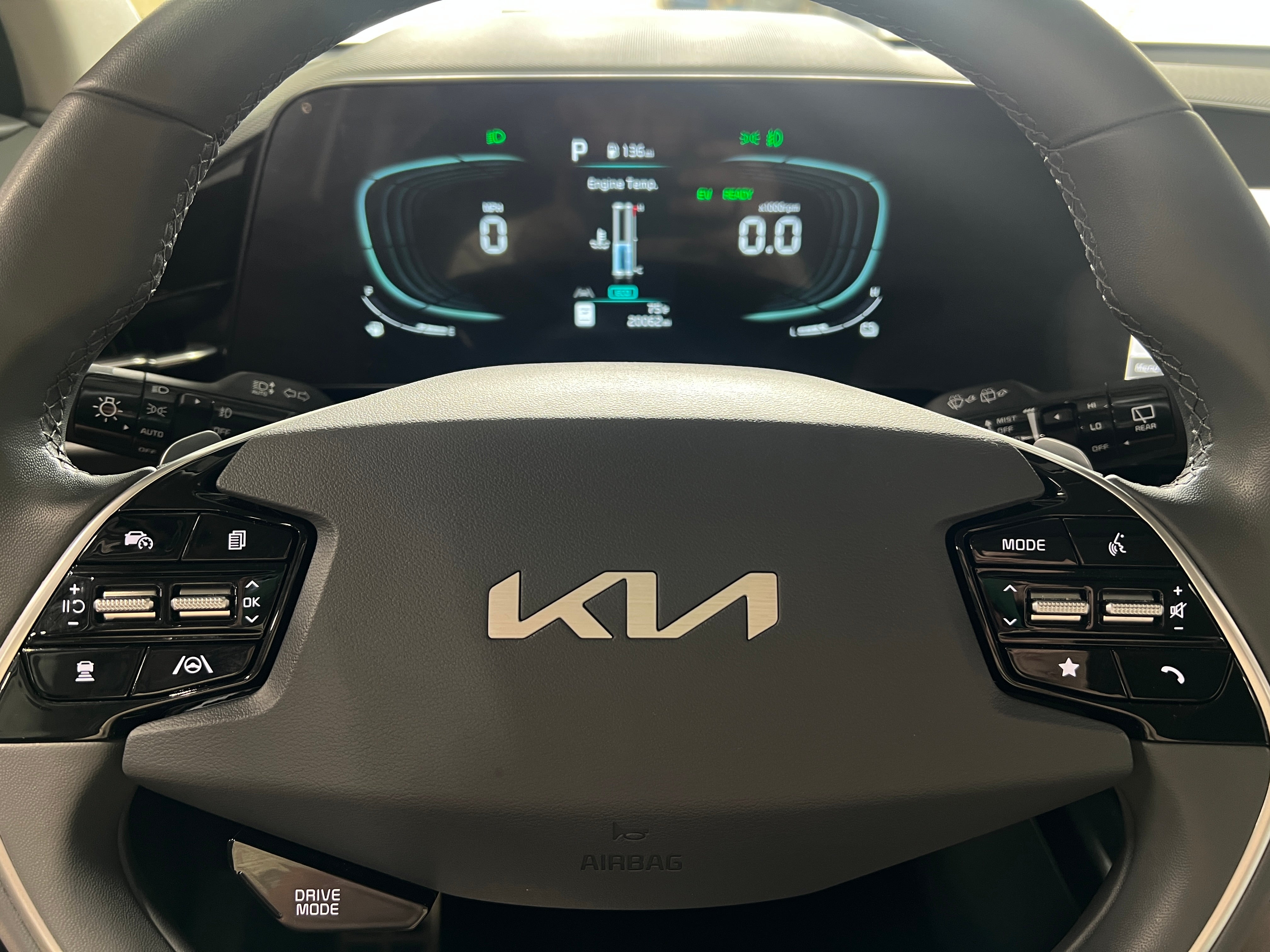 2023 Kia Niro EX Touring 4
