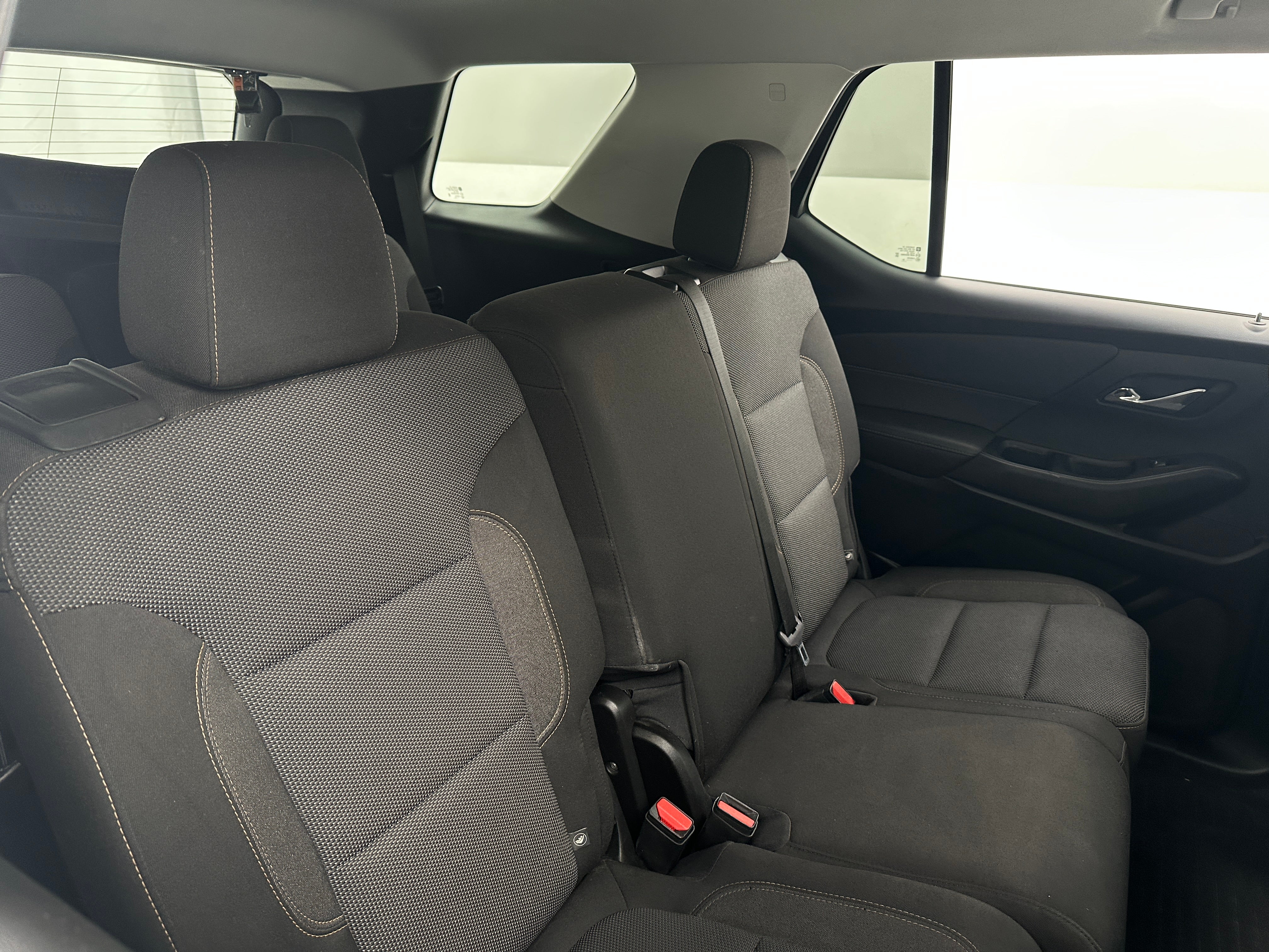 2020 Chevrolet Traverse LS 6
