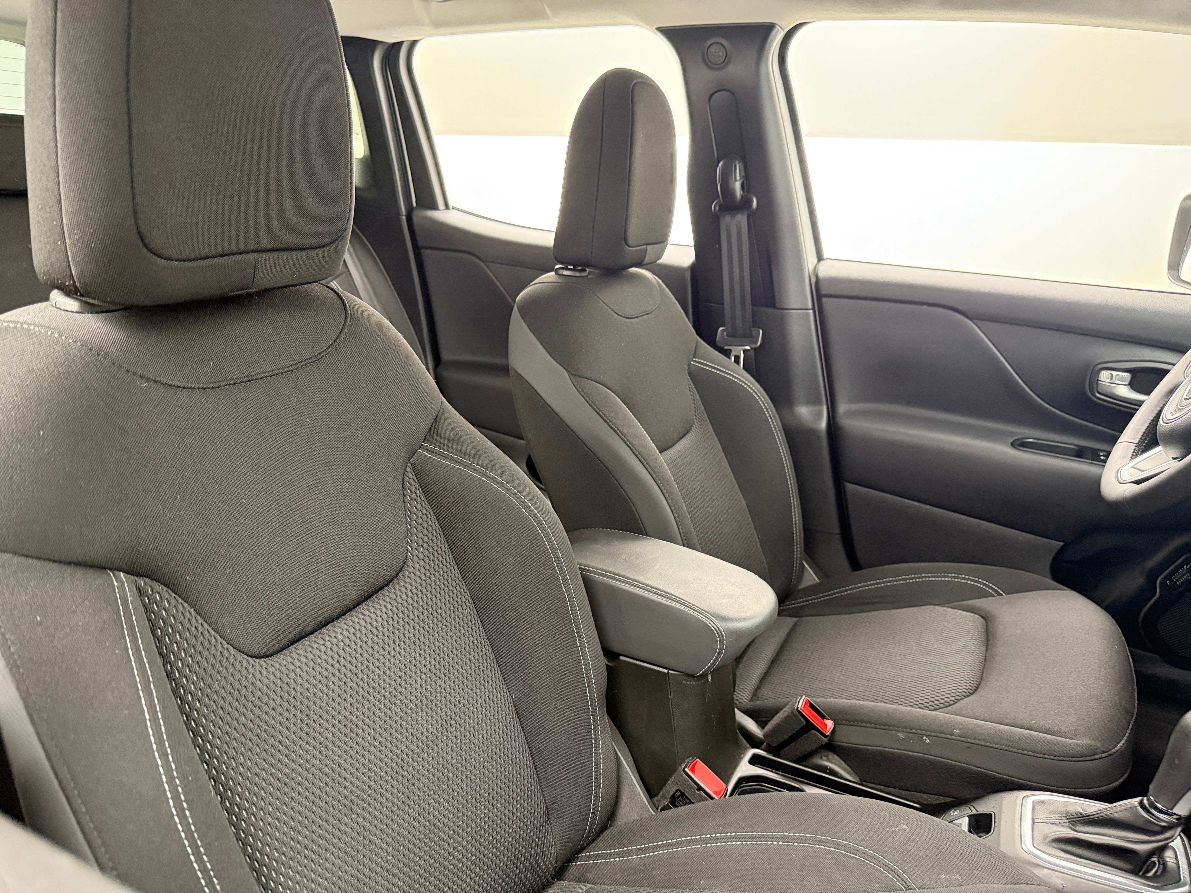 2023 Jeep Renegade Altitude 2