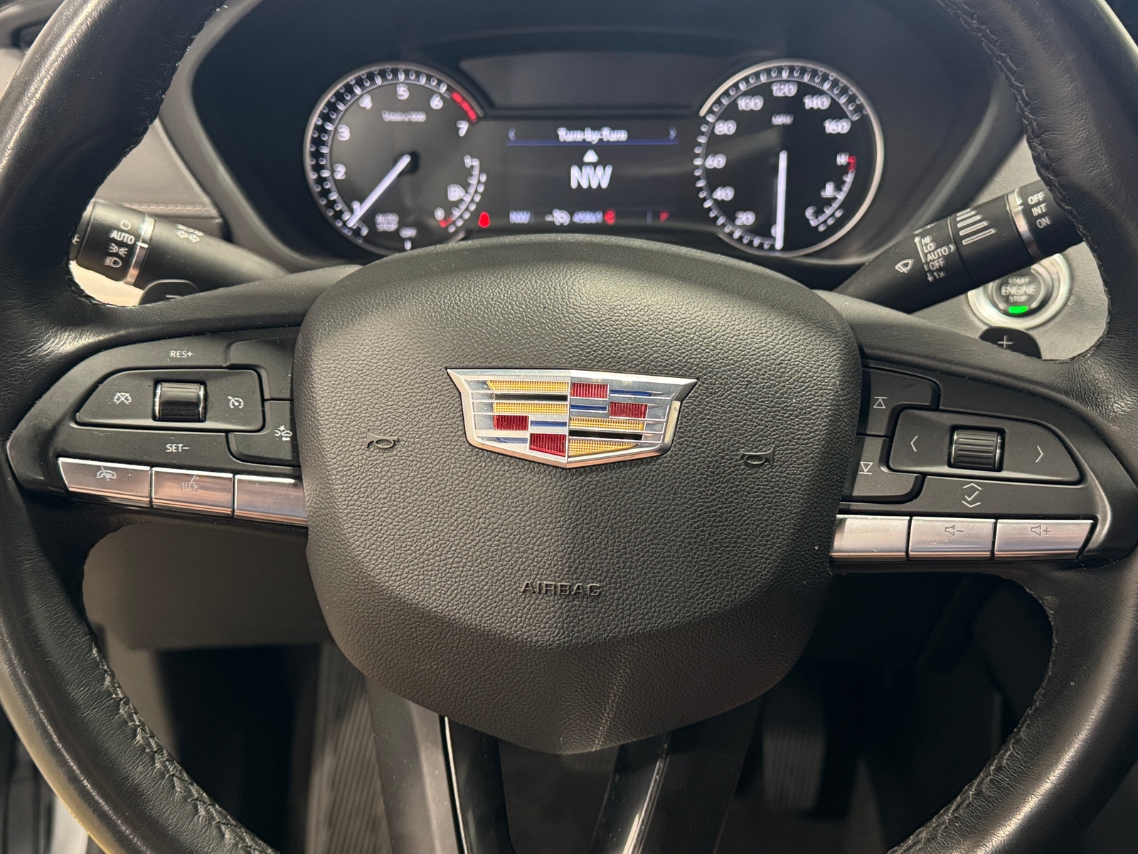 Thumbnail: 2023 Cadillac XT4 - 4