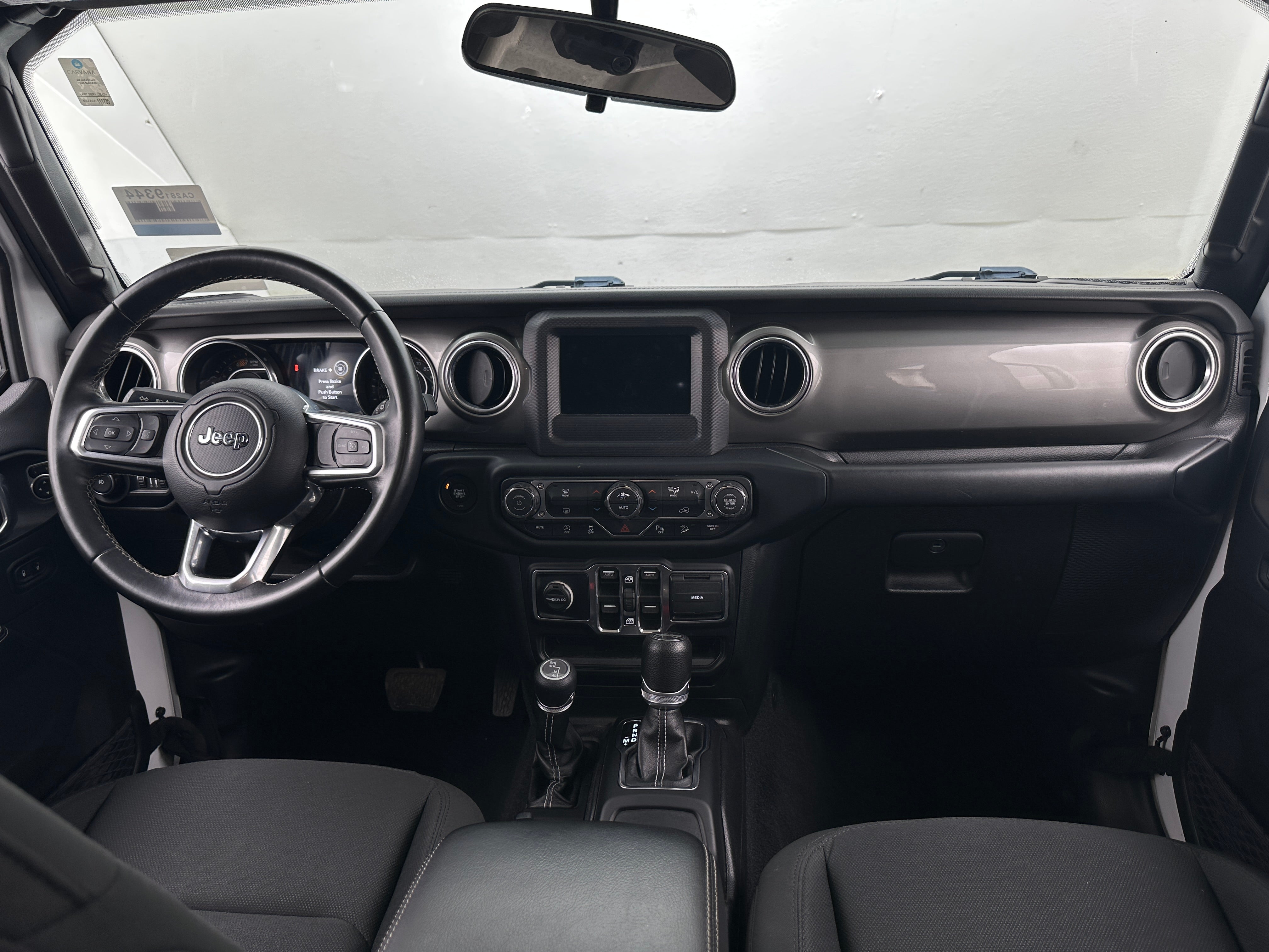 2019 Jeep Wrangler Unlimited Sahara 3