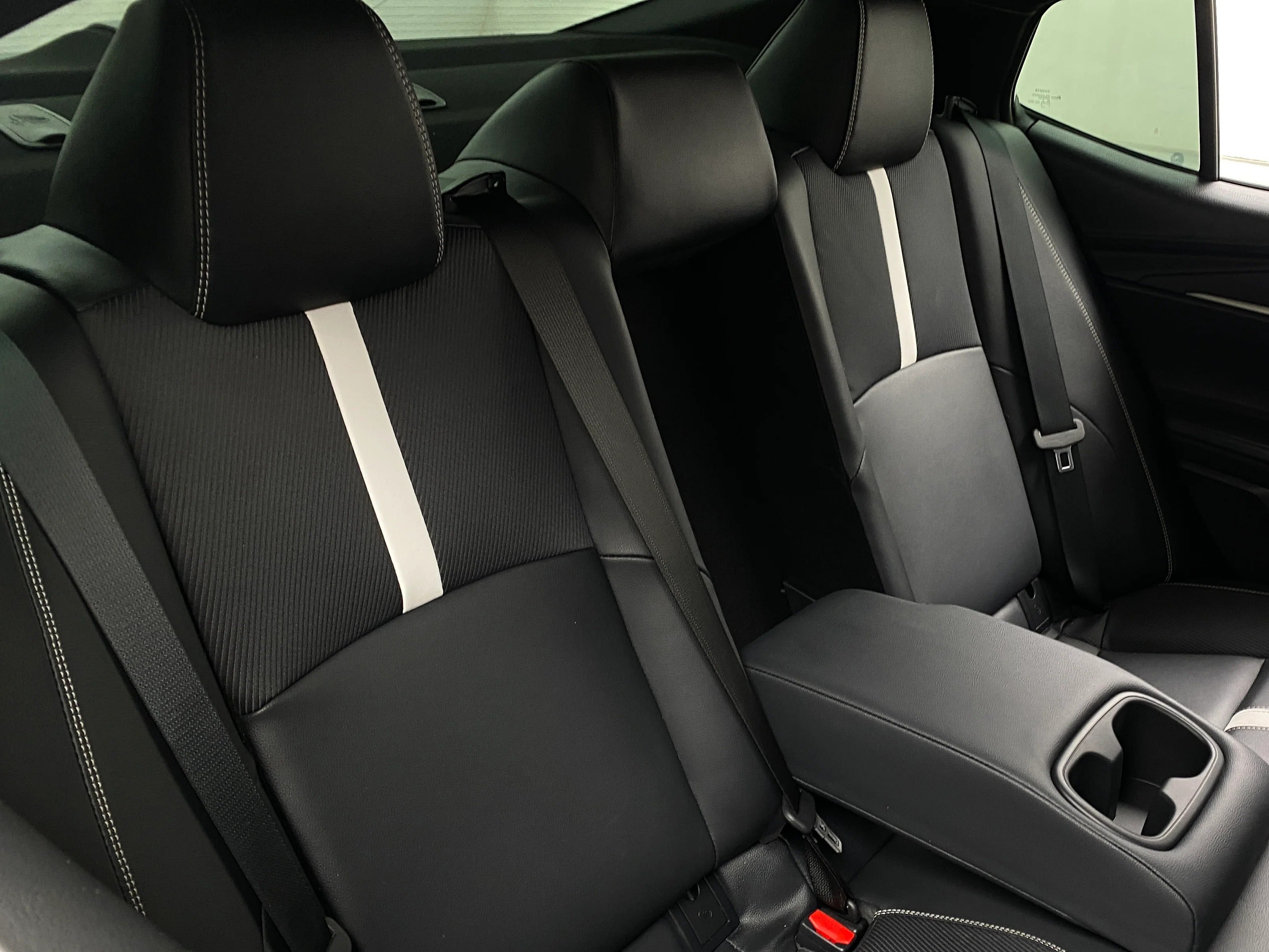 2025 Toyota Camry SE 5
