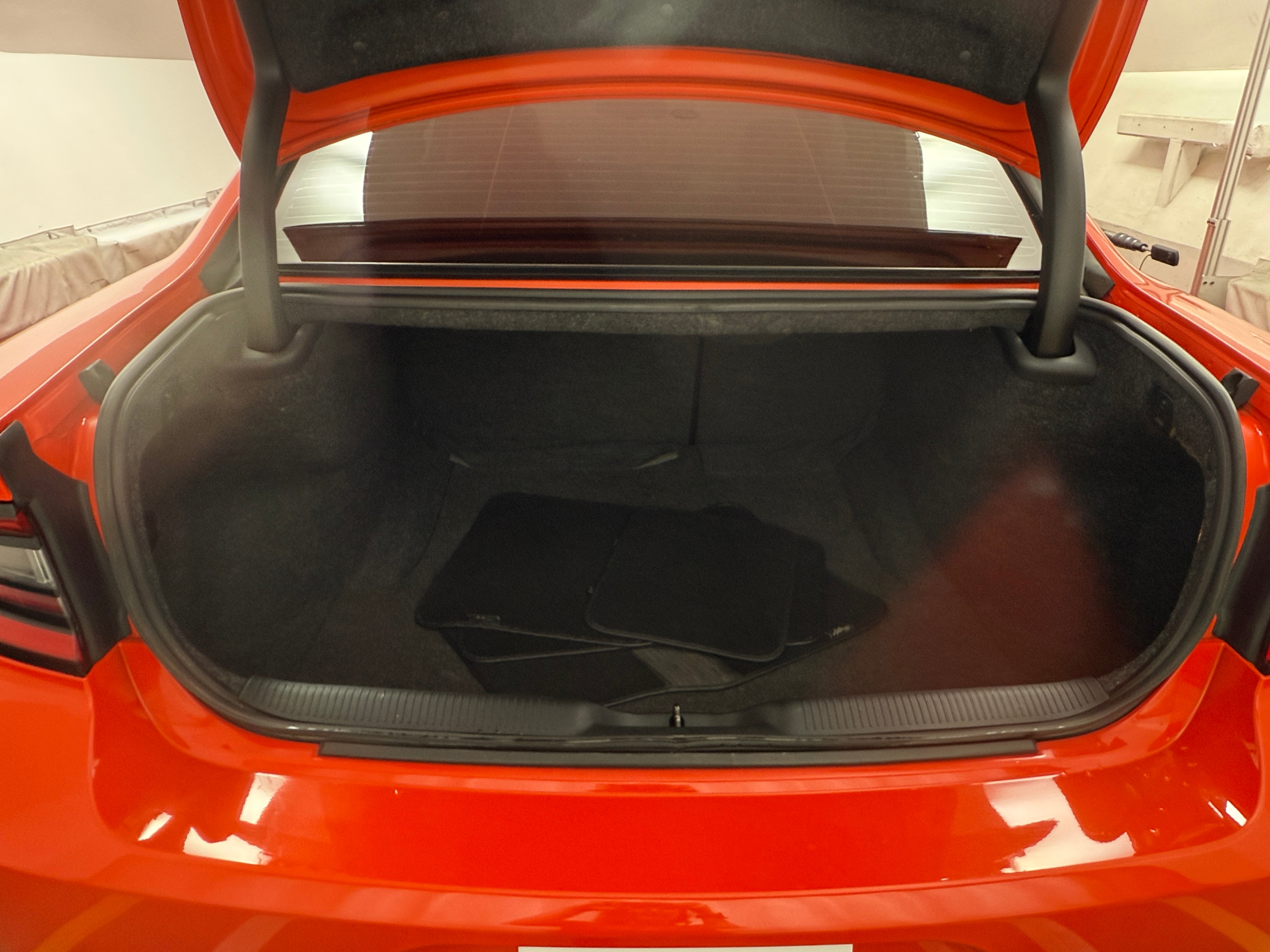 2016 Dodge Charger SRT 6