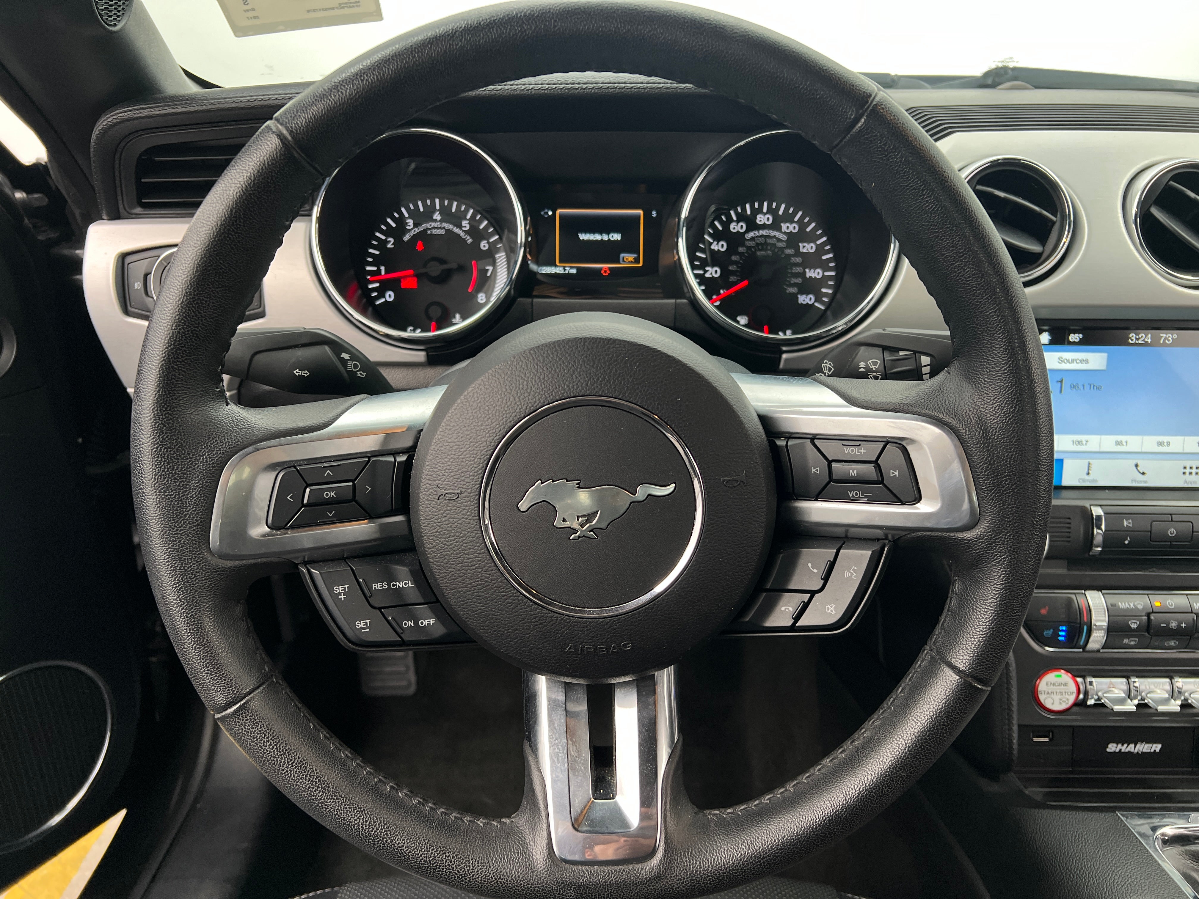 2017 Ford Mustang GT Premium 3