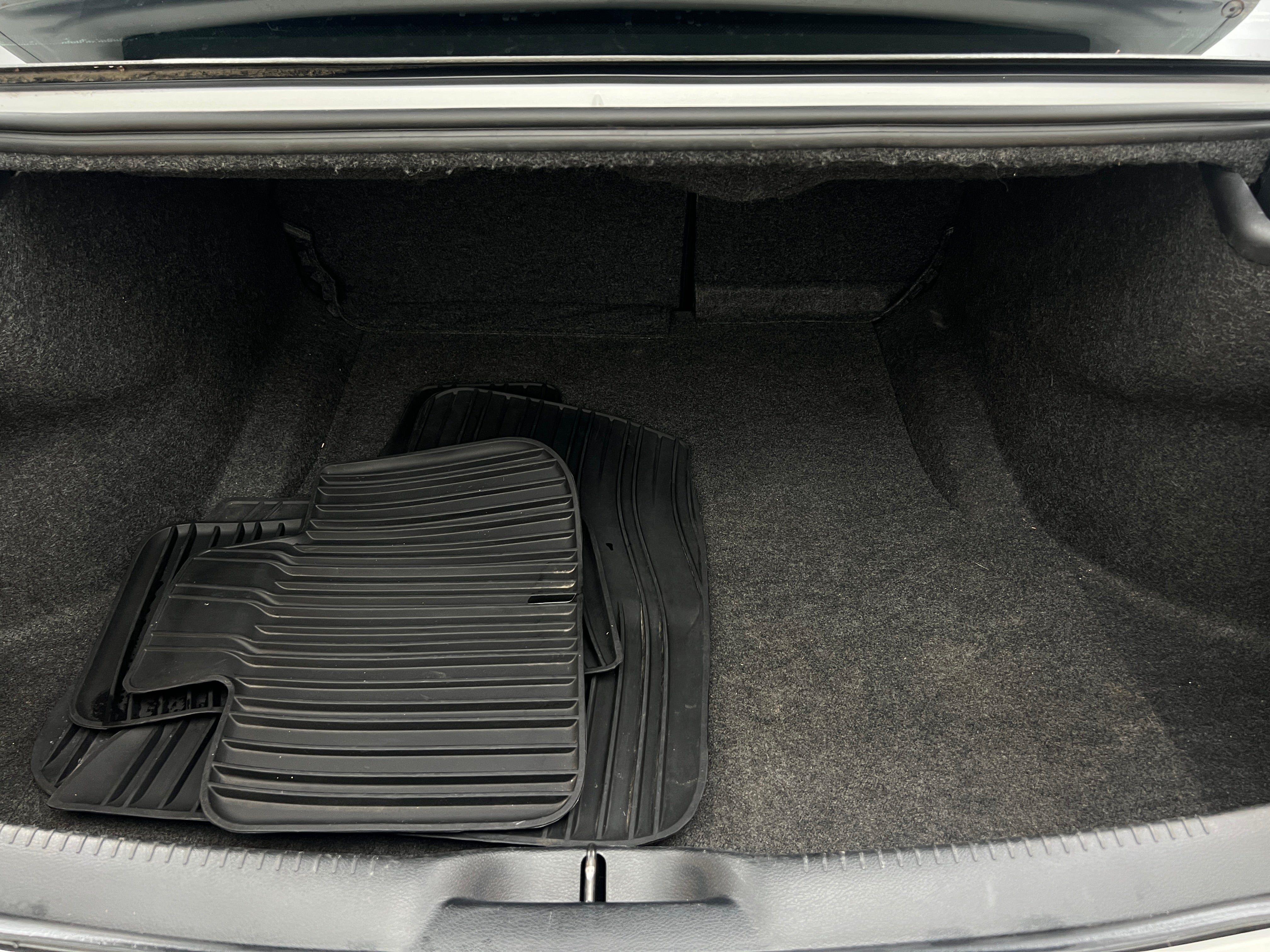 2019 Chrysler 300 S 6