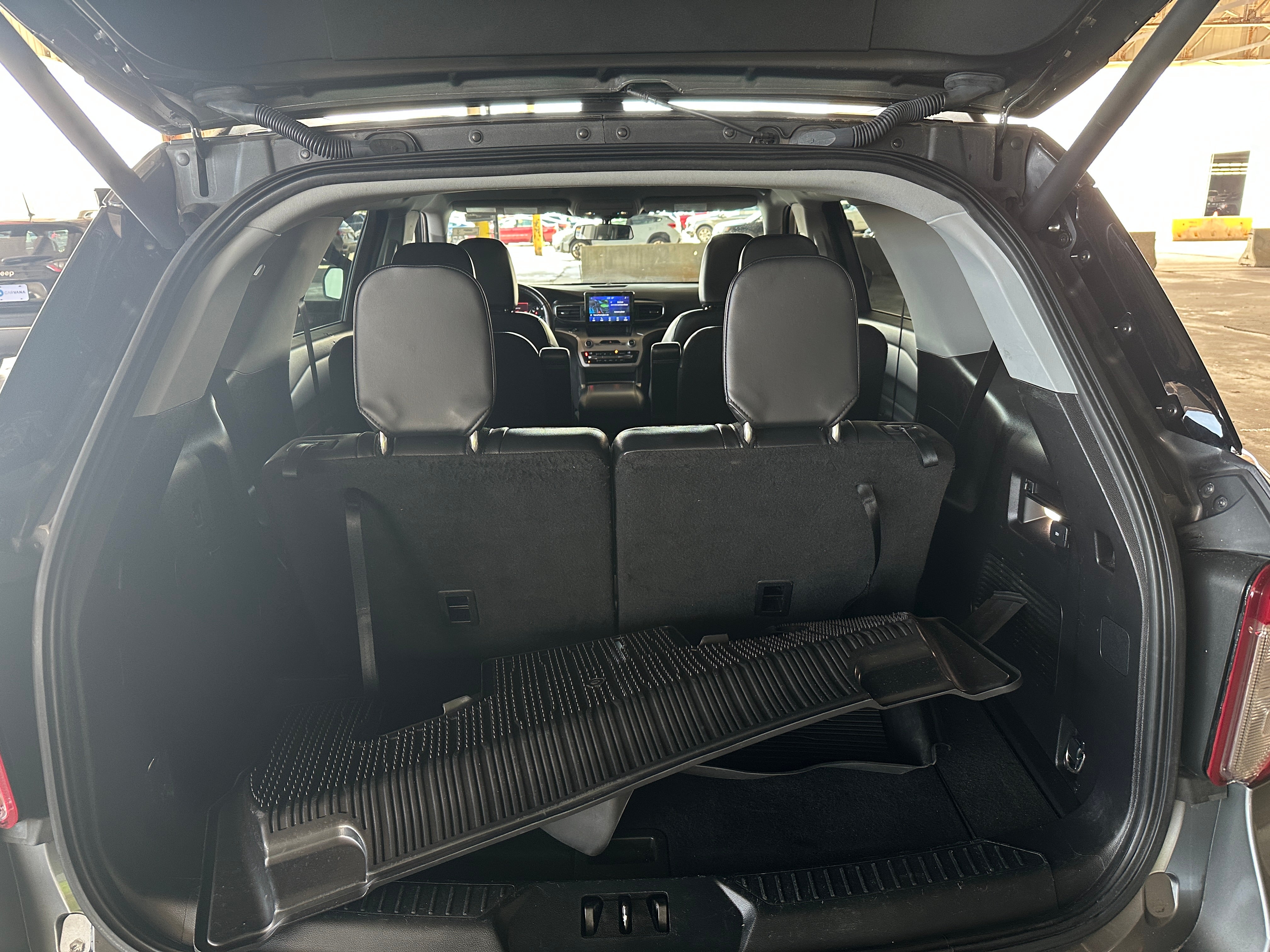 2021 Ford Explorer XLT 7