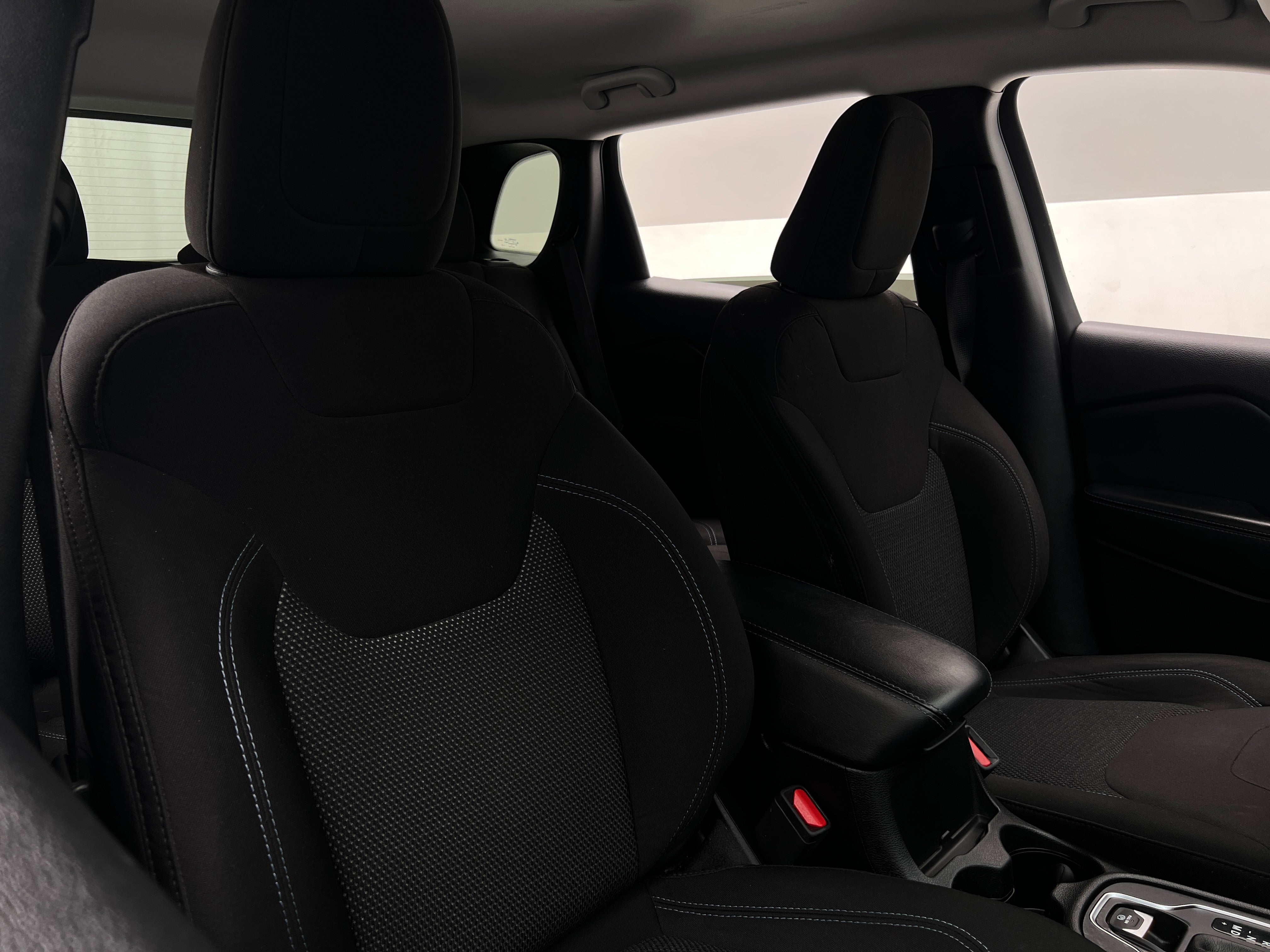 2020 Jeep Cherokee Latitude 2