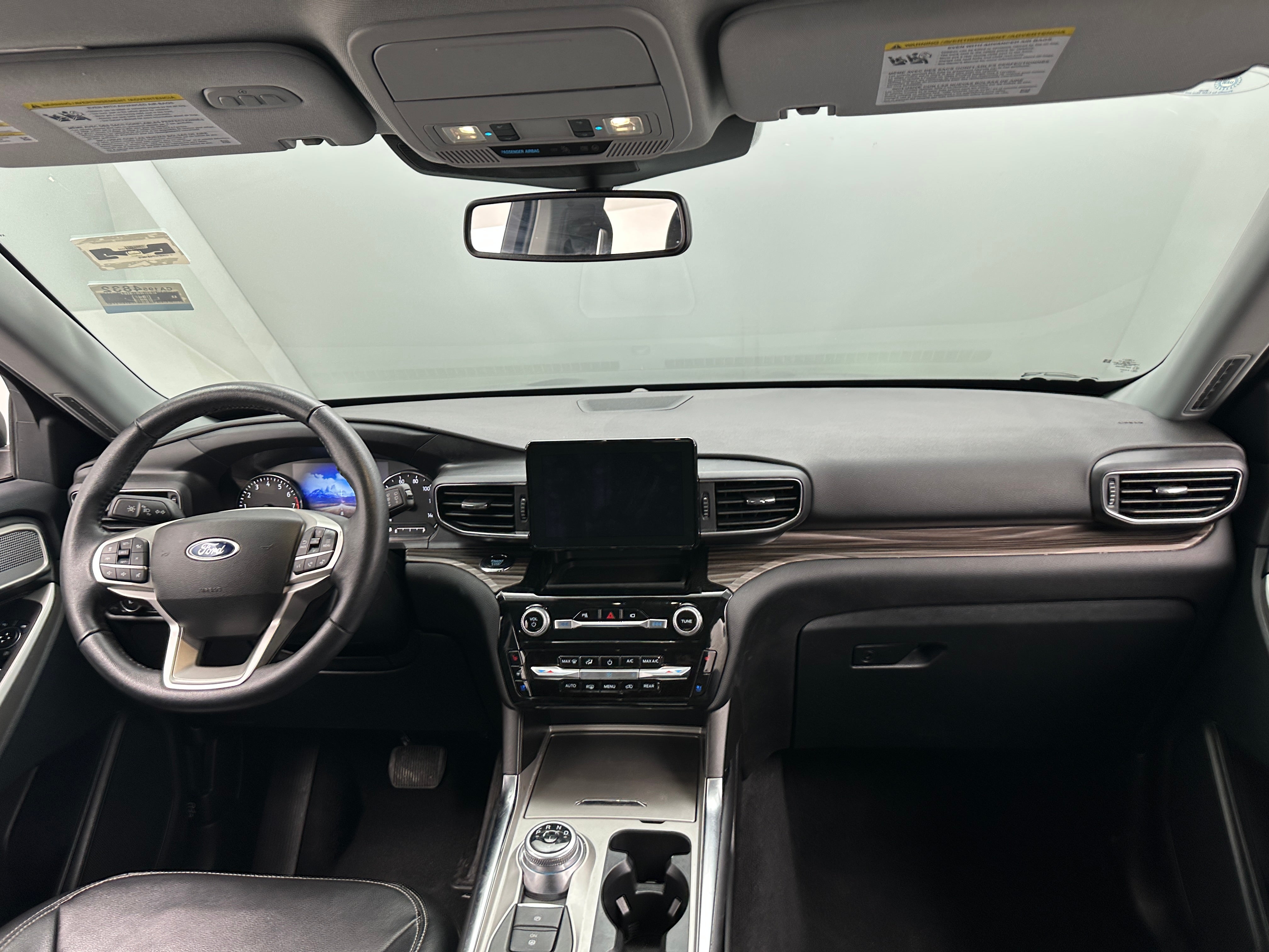 2023 Ford Explorer Limited 2