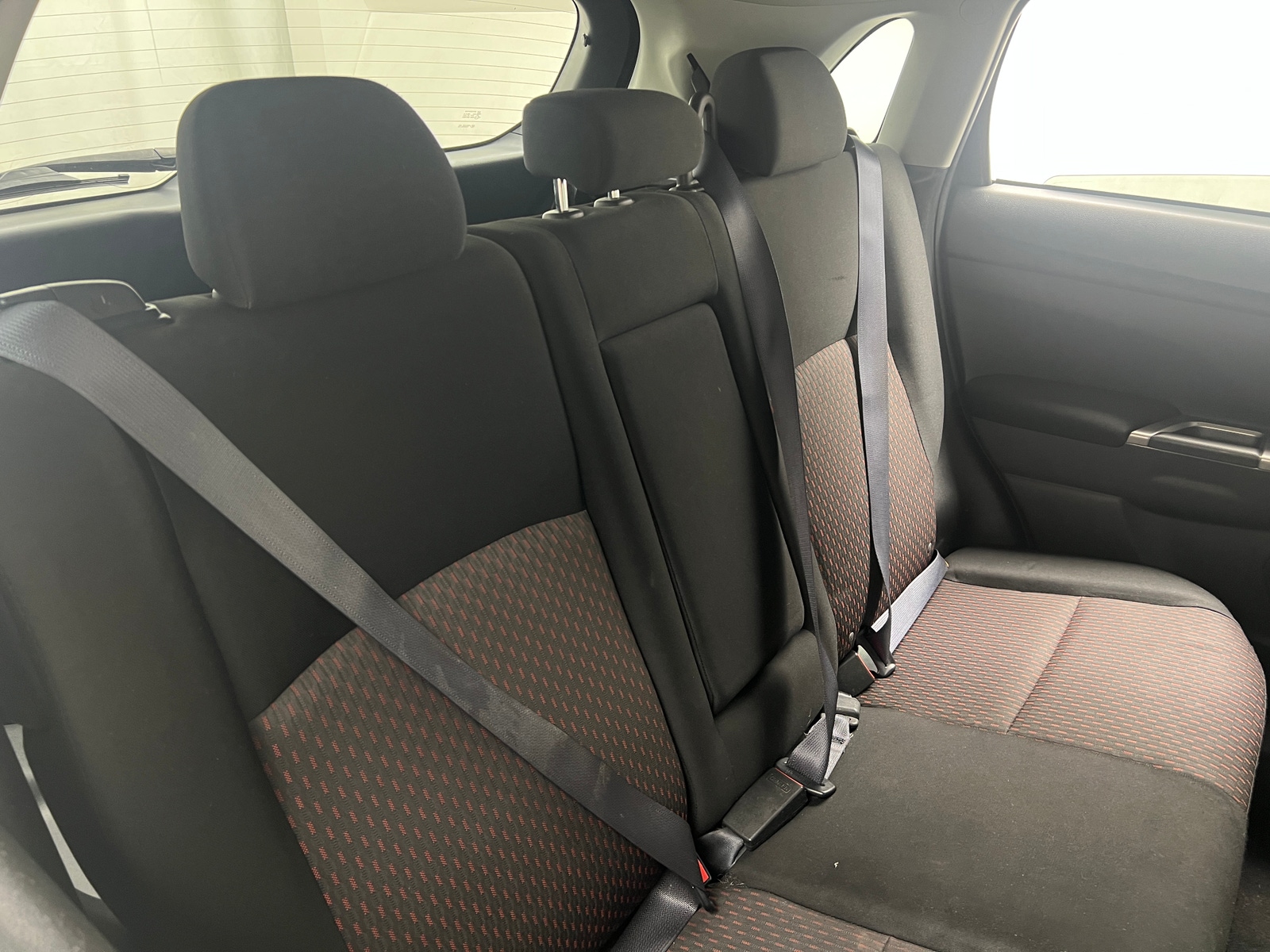Thumbnail: 2018 Mitsubishi Outlander Sport - 6