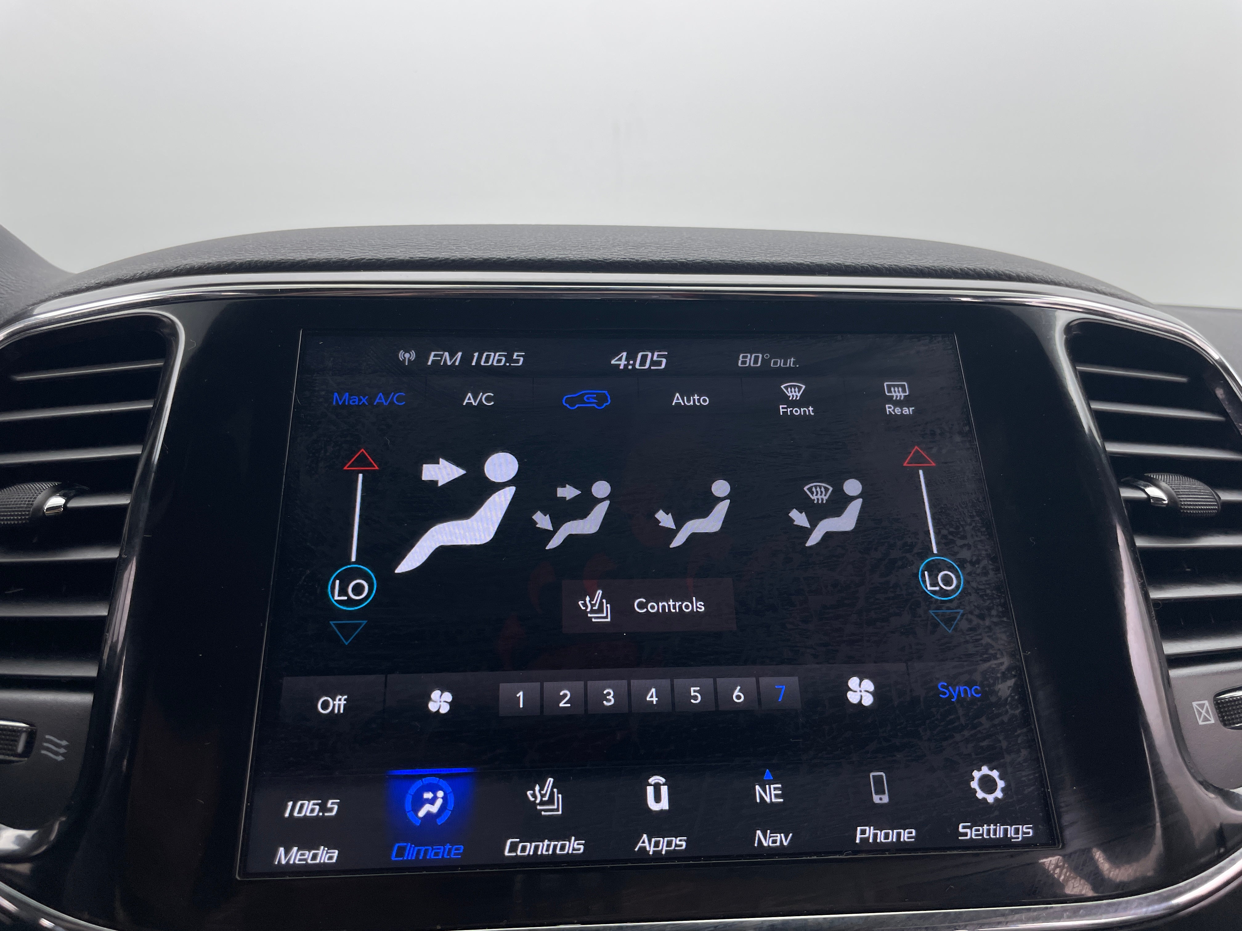2021 Jeep Grand Cherokee Limited Edition 3