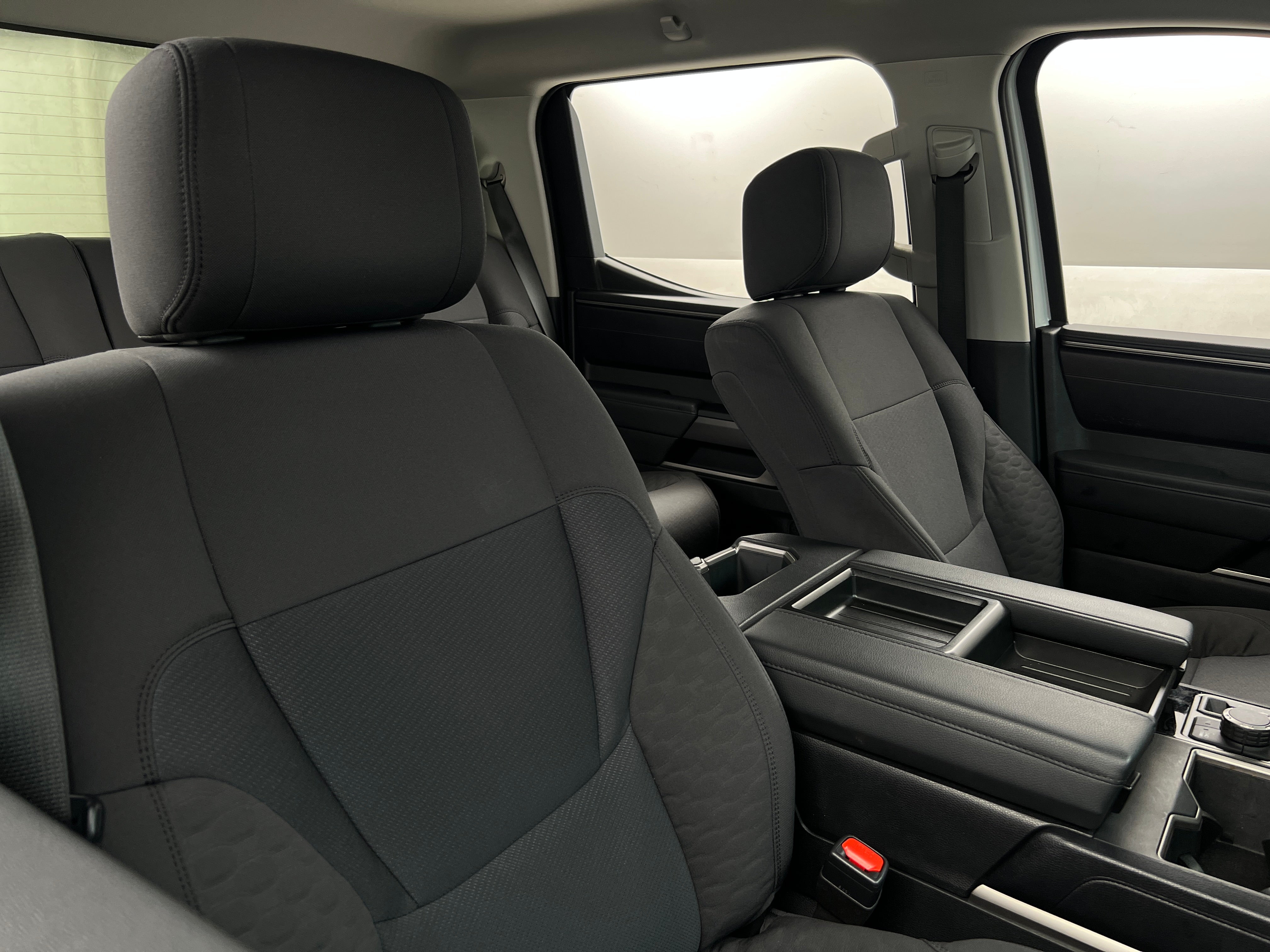 2022 Toyota Tundra SR5 2