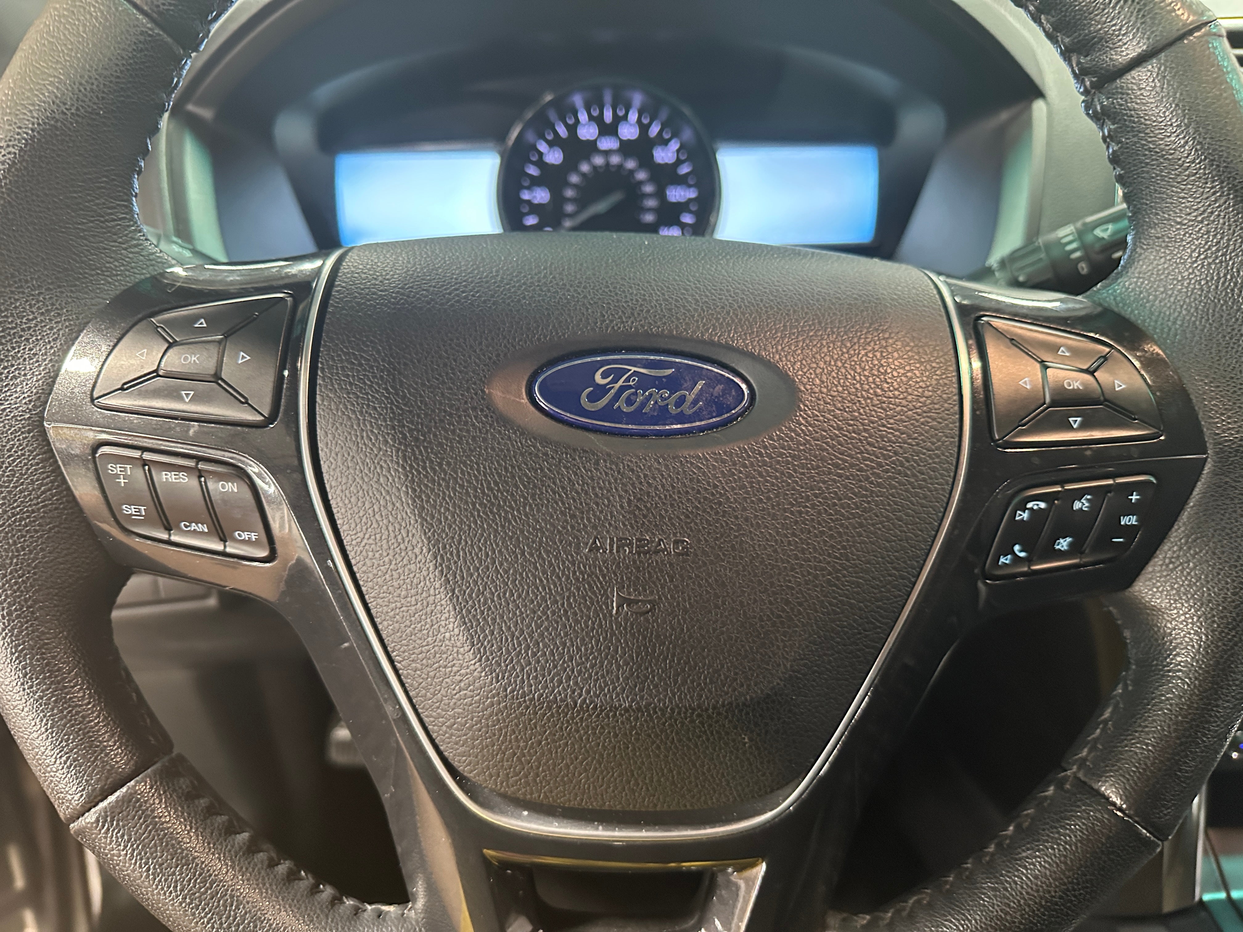 2018 Ford Explorer Limited 4