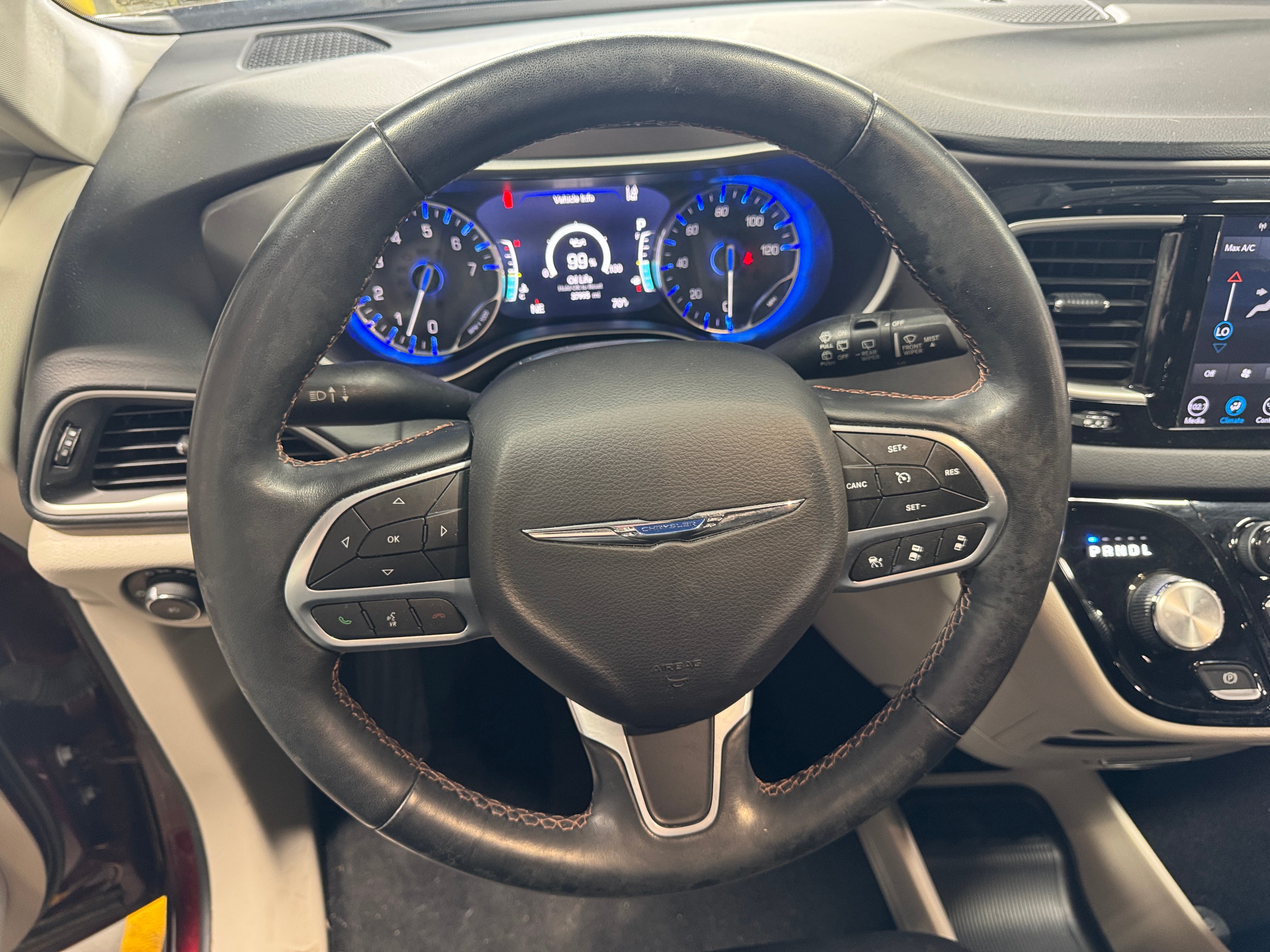 2020 Chrysler Pacifica Touring L 4