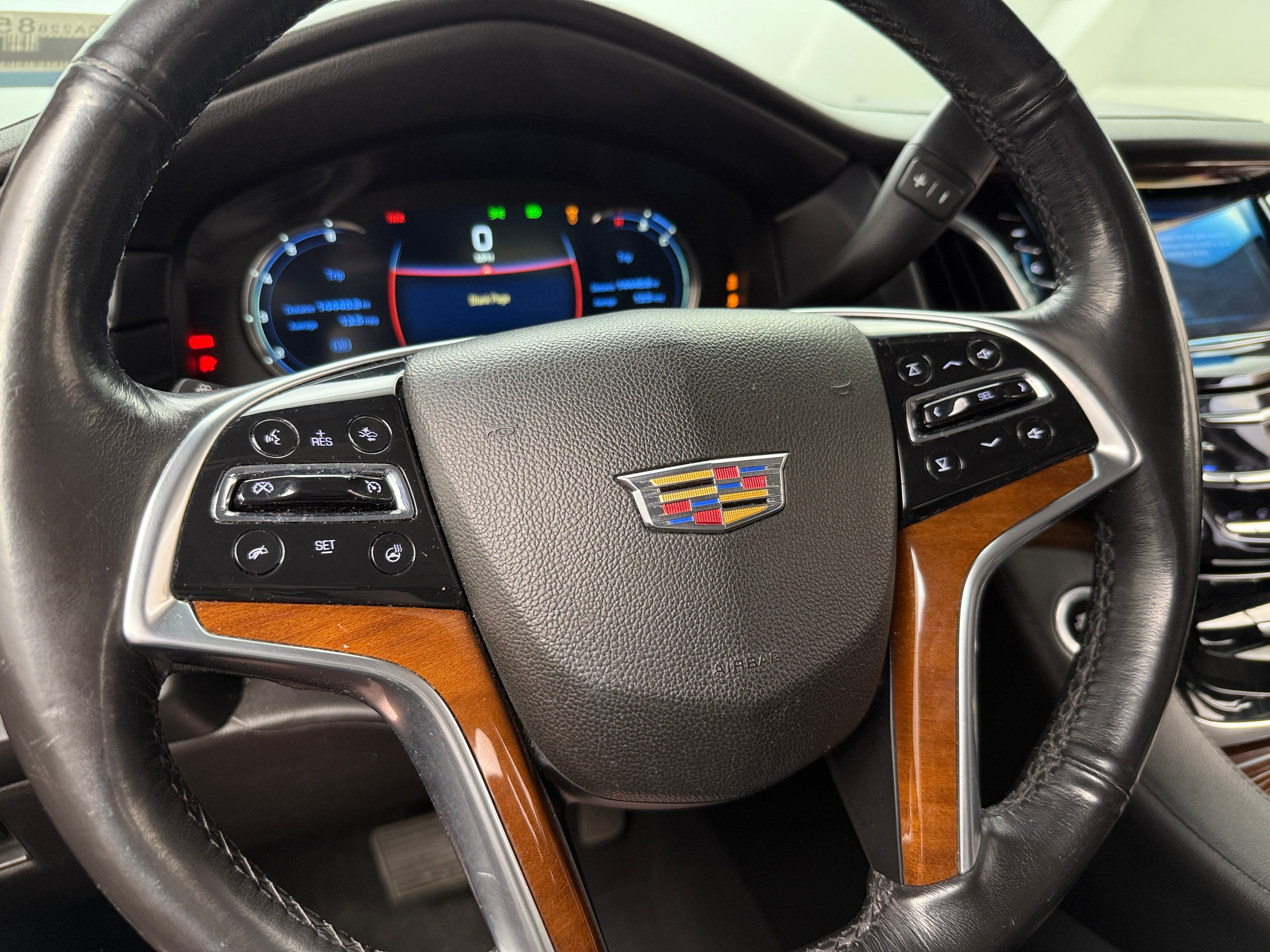 2019 Cadillac Escalade Premium Luxury 4
