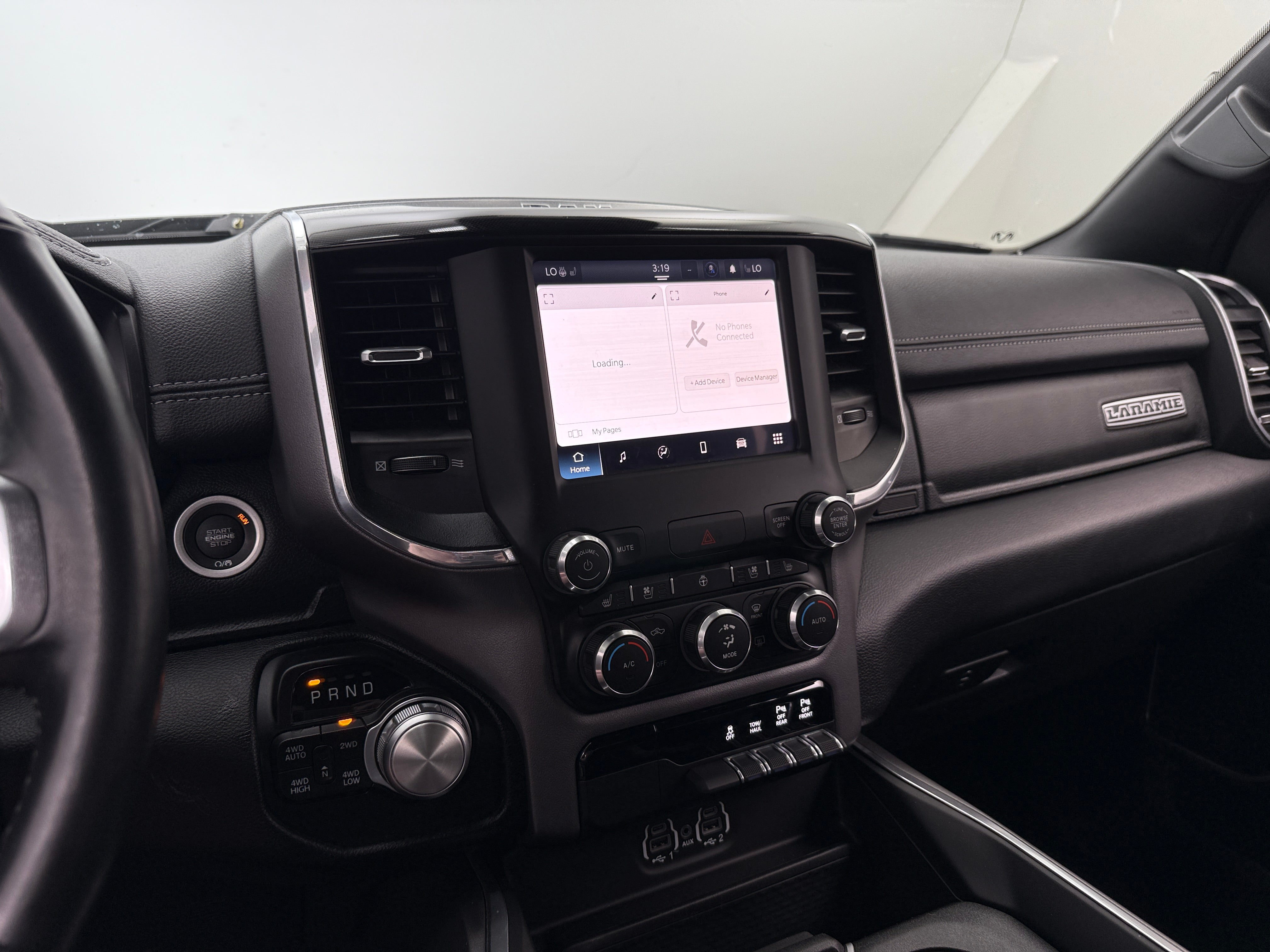 2022 RAM 1500 Laramie 3