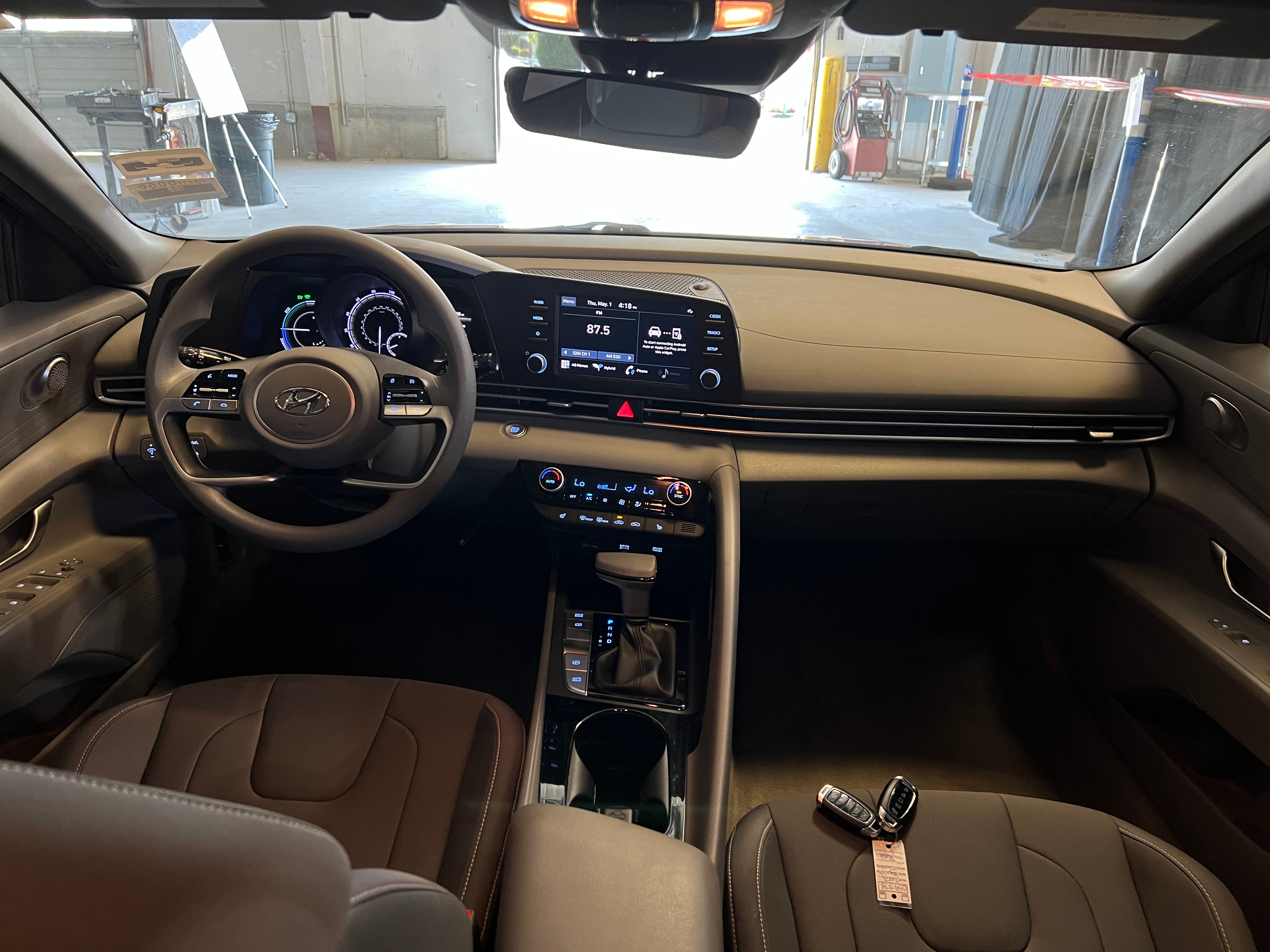 2023 Hyundai Elantra Blue 3