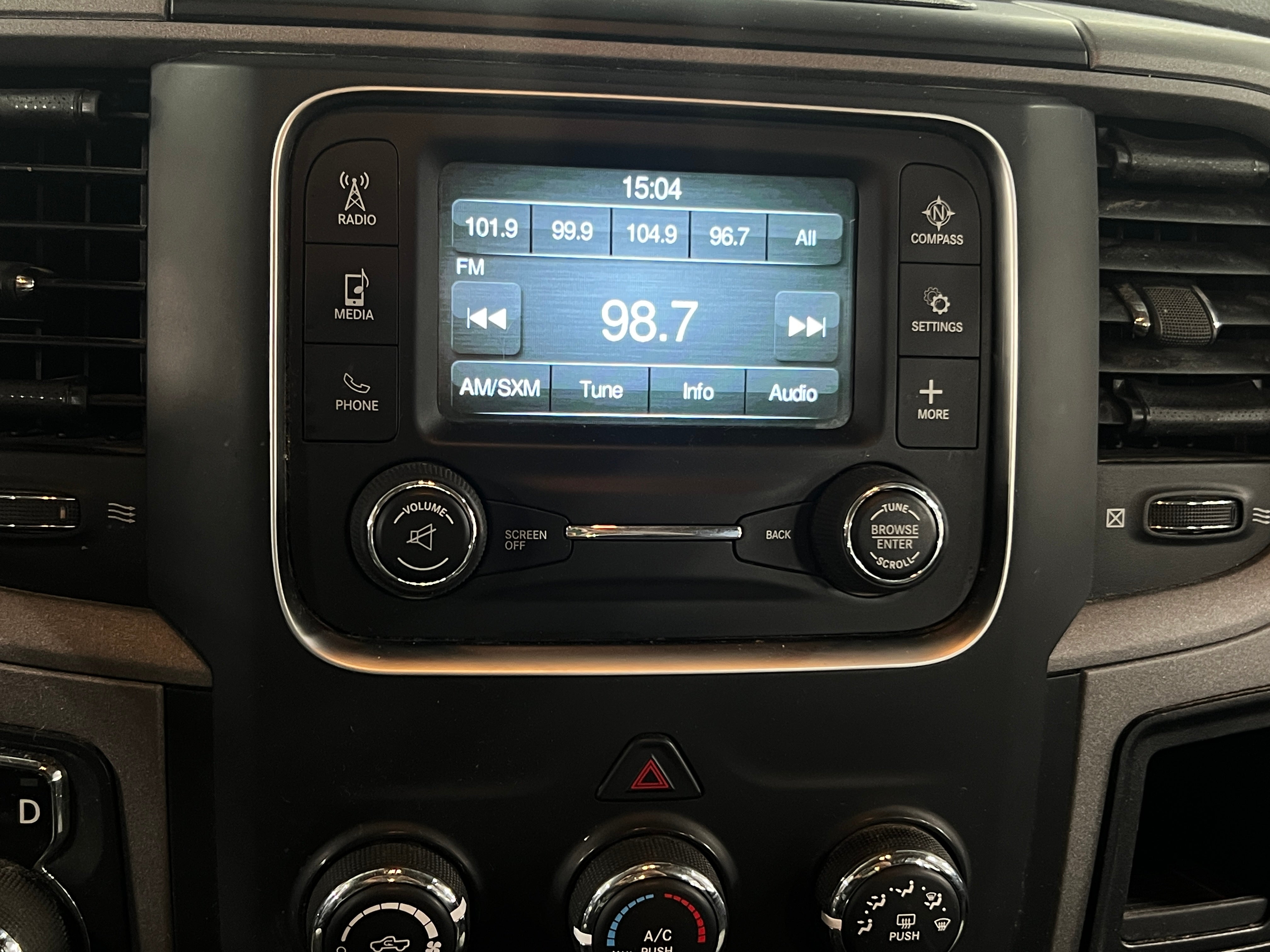 2016 RAM 1500 Express 3