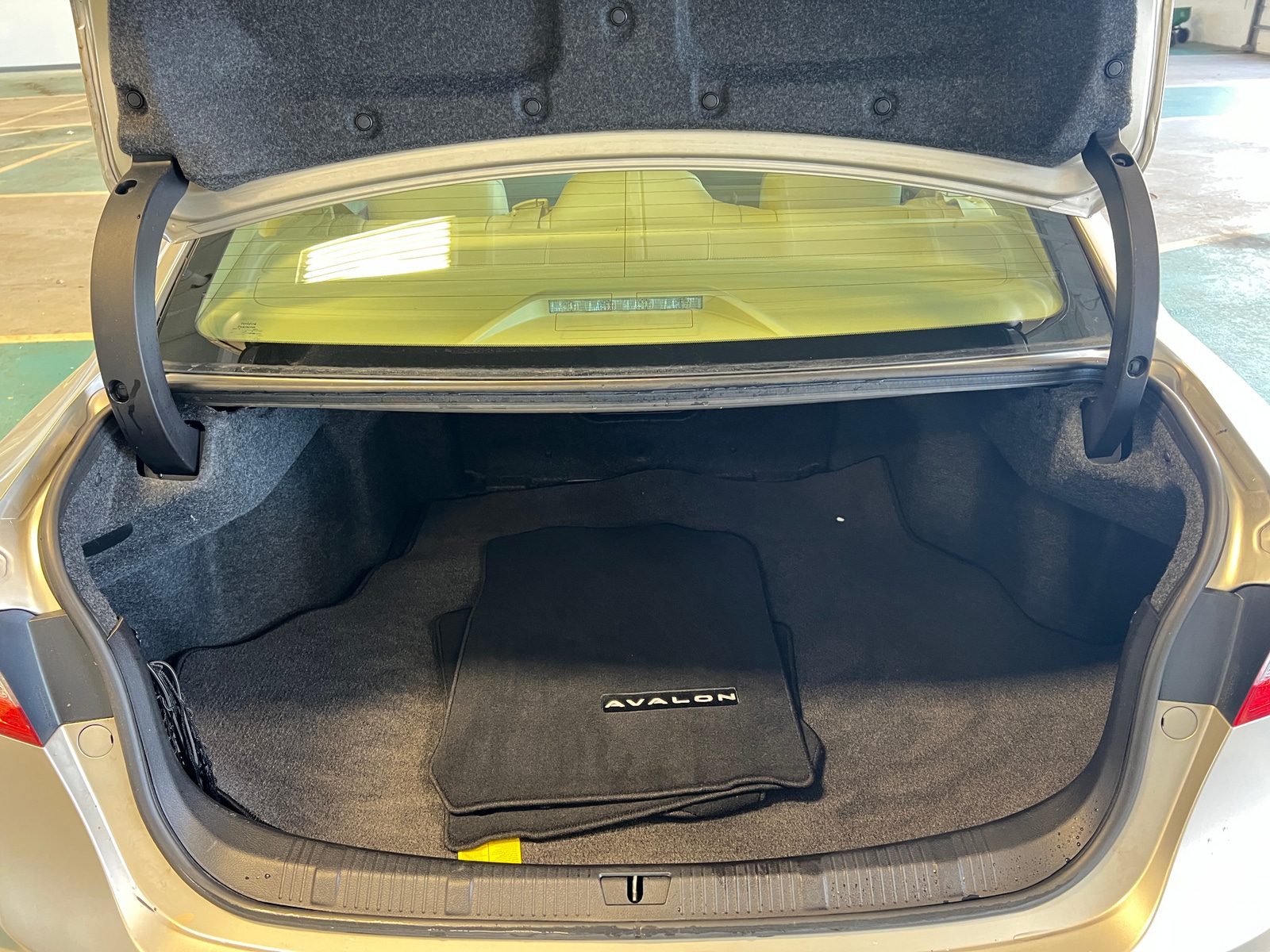 Thumbnail: 2013 Toyota Avalon - 7