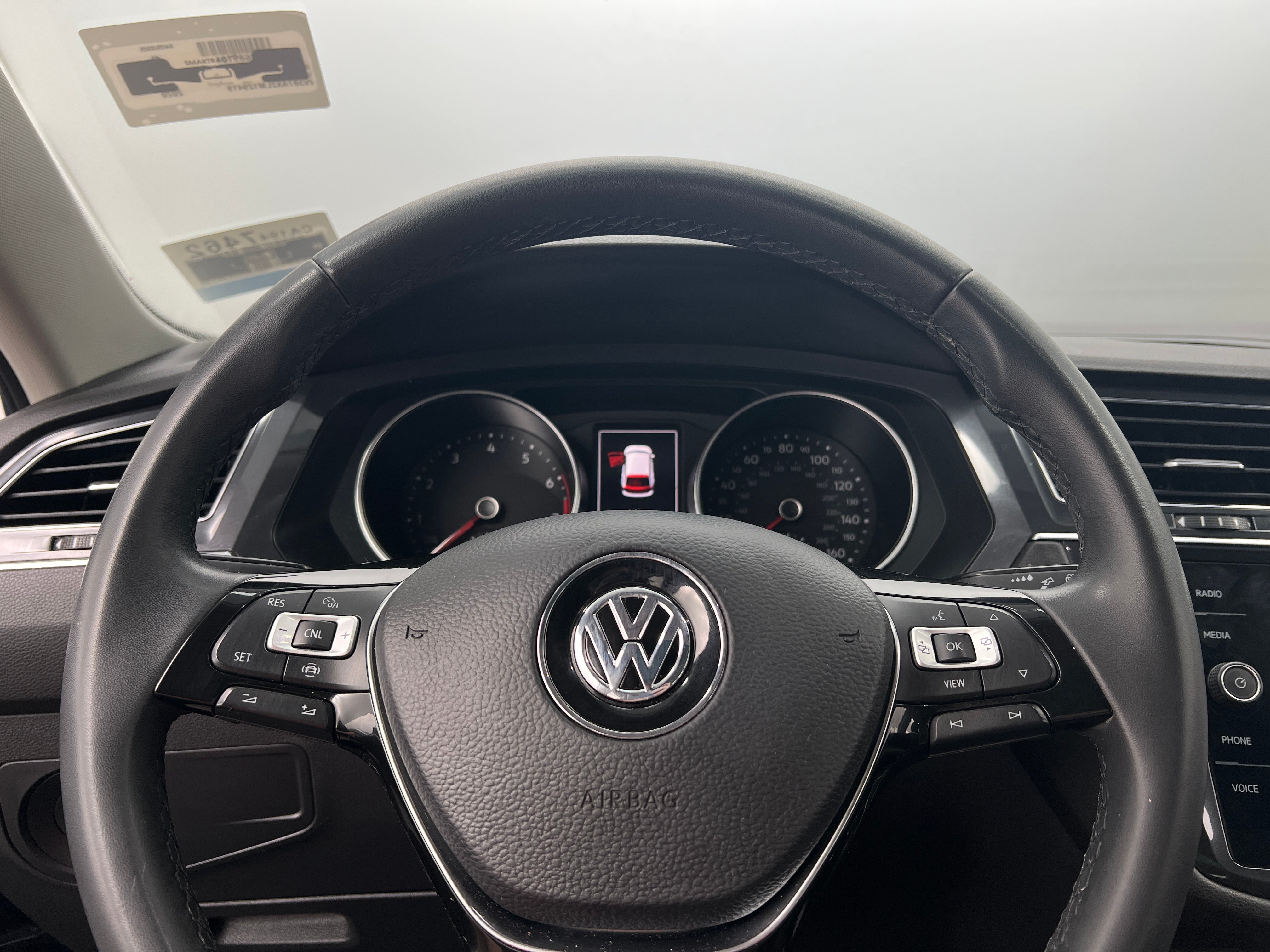 2020 Volkswagen Tiguan SE 4