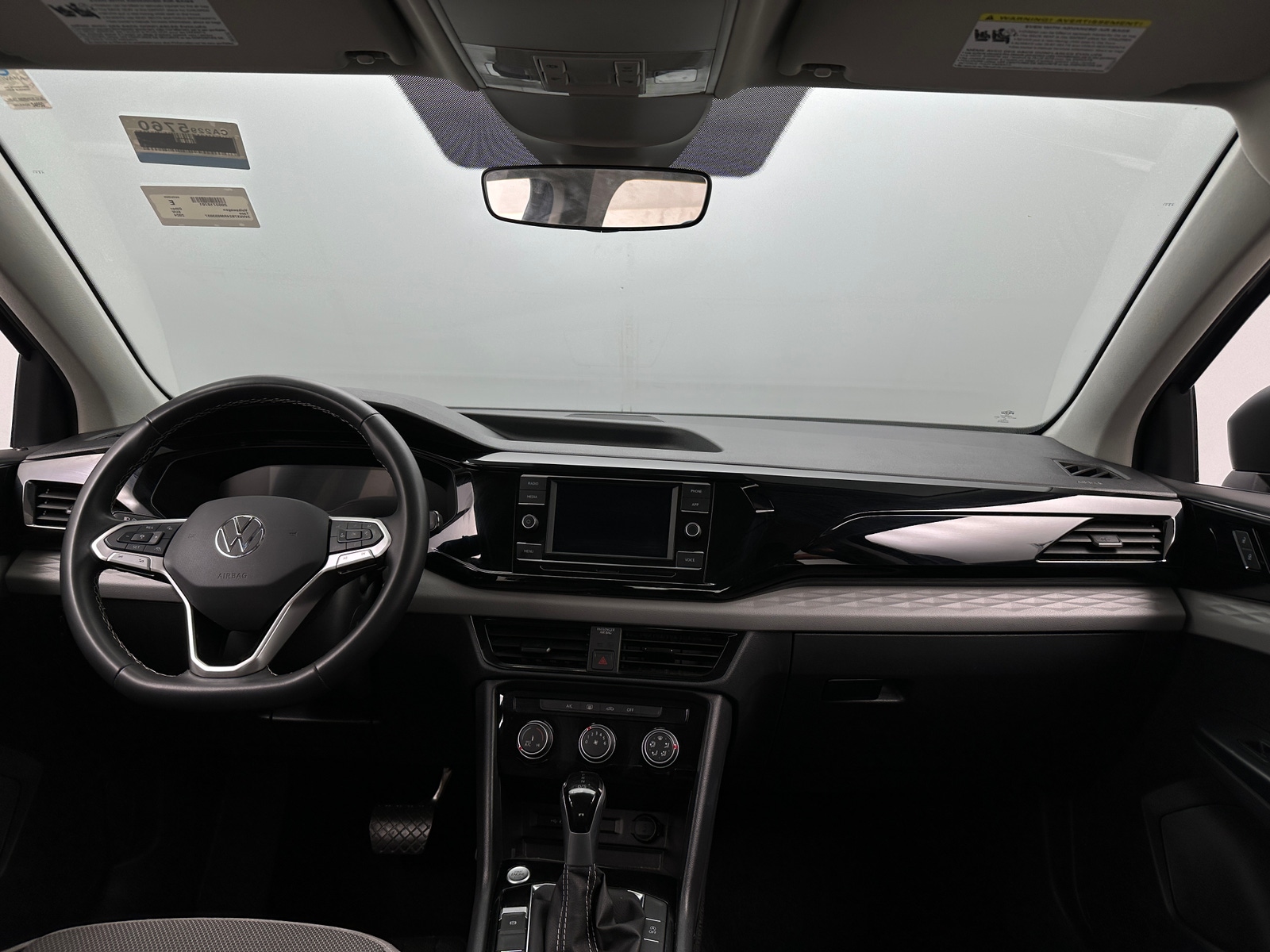 Thumbnail: 2024 Volkswagen Taos - 3