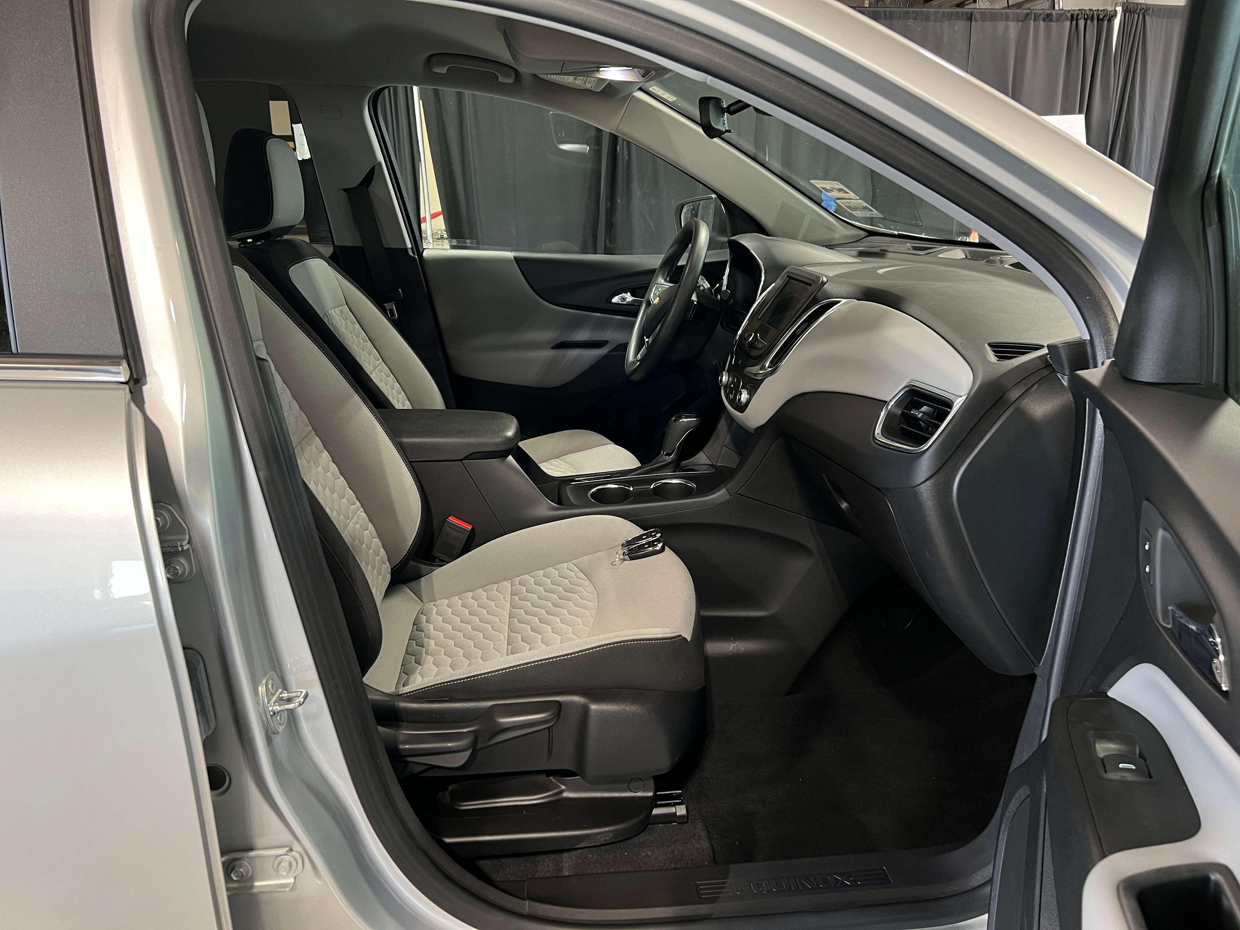 2021 Chevrolet Equinox LT 2