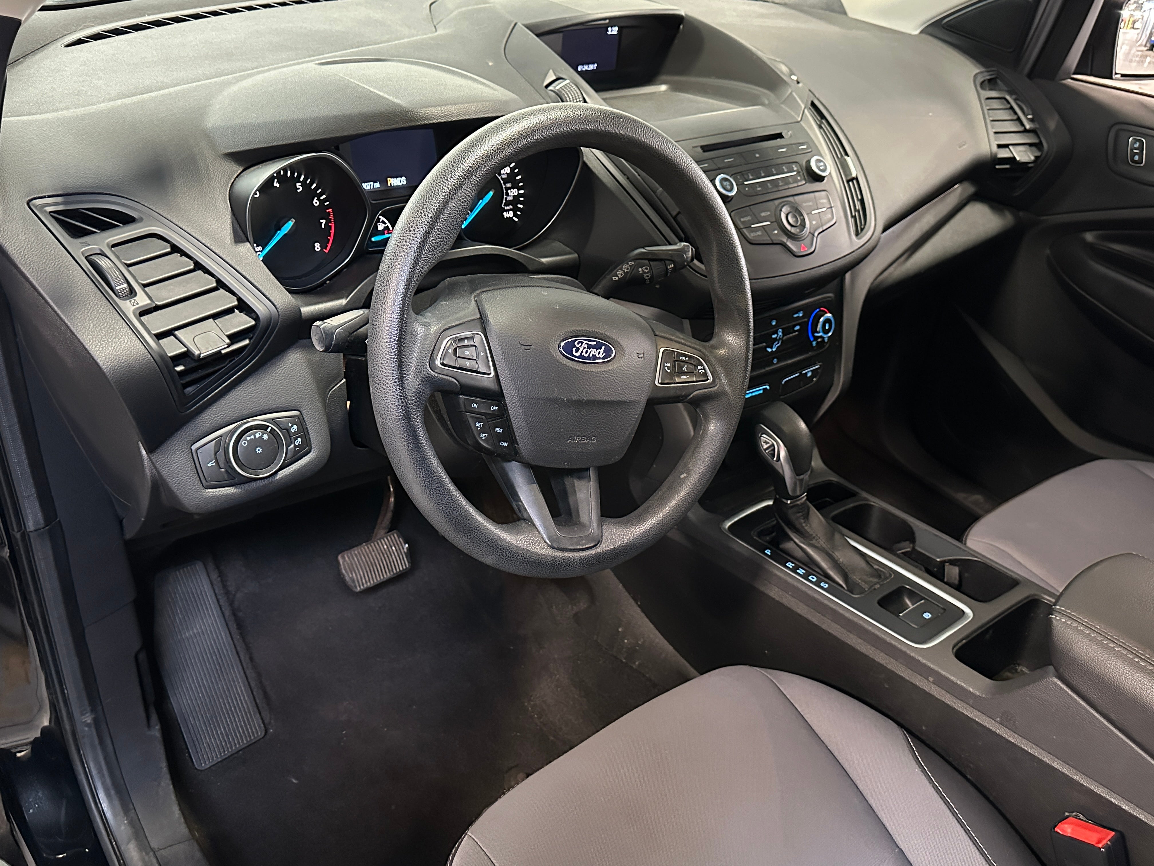 2017 Ford Escape S 3