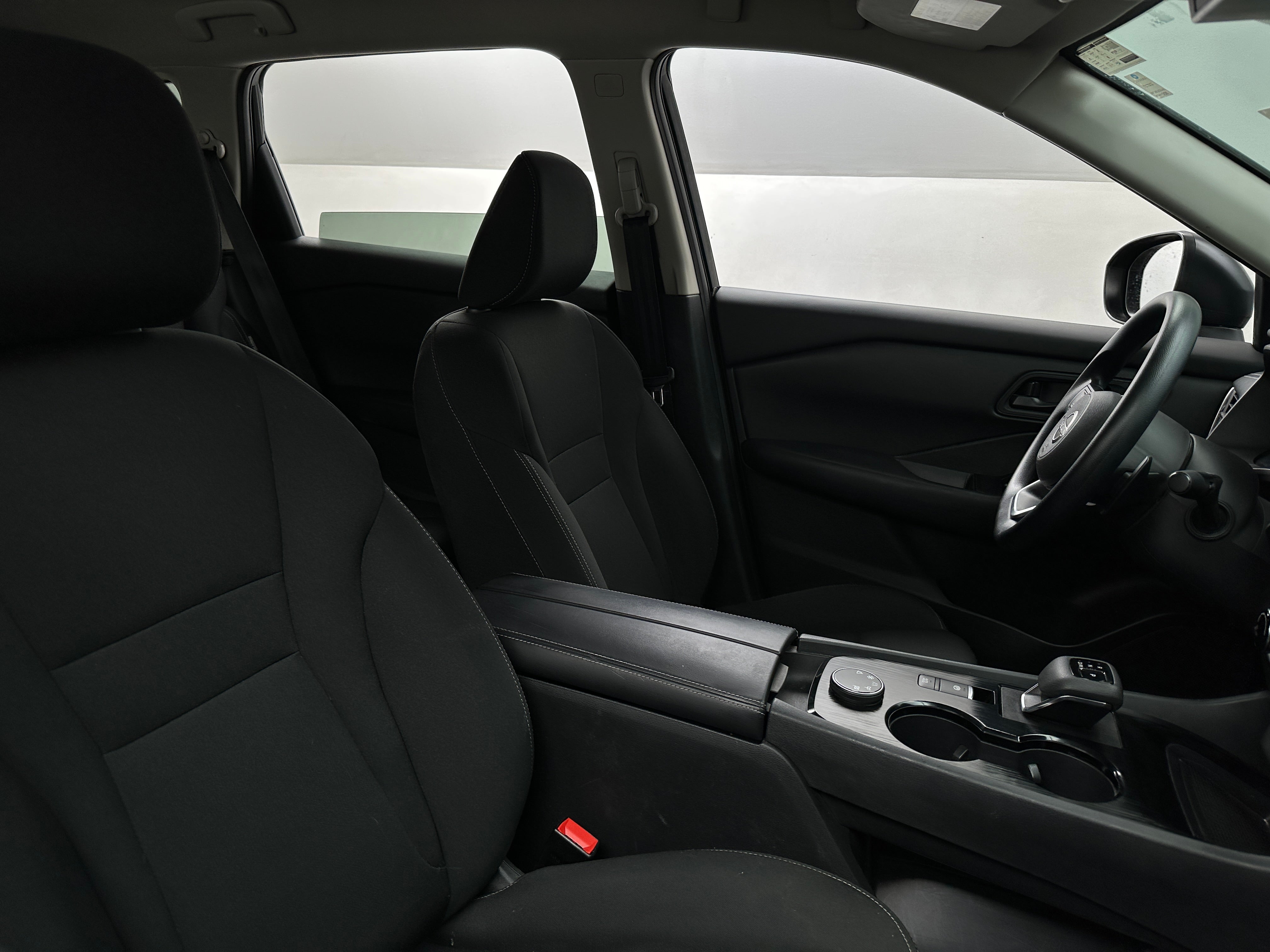 2024 Nissan Rogue S 2