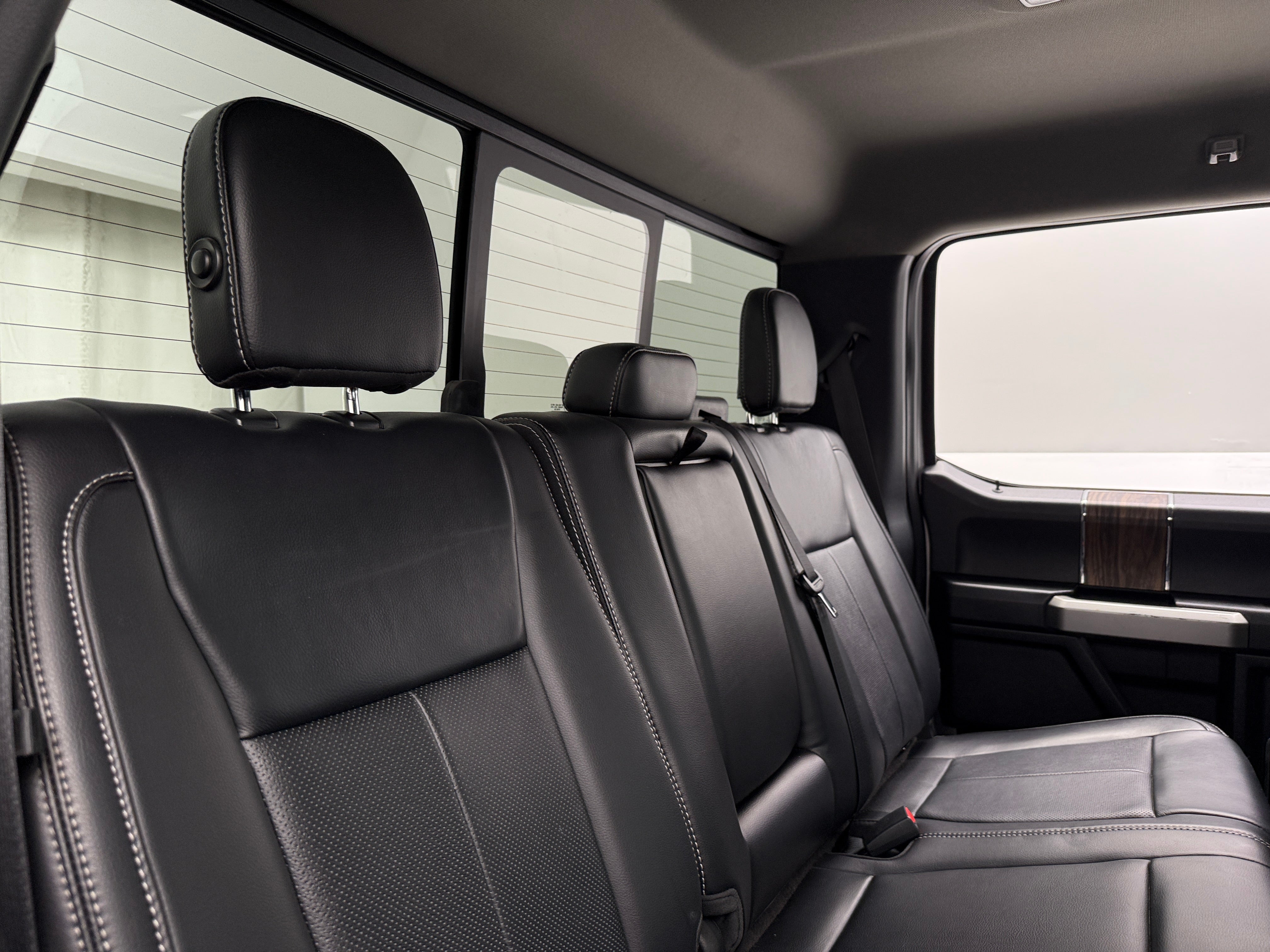 2019 Ford Econoline E-150 5