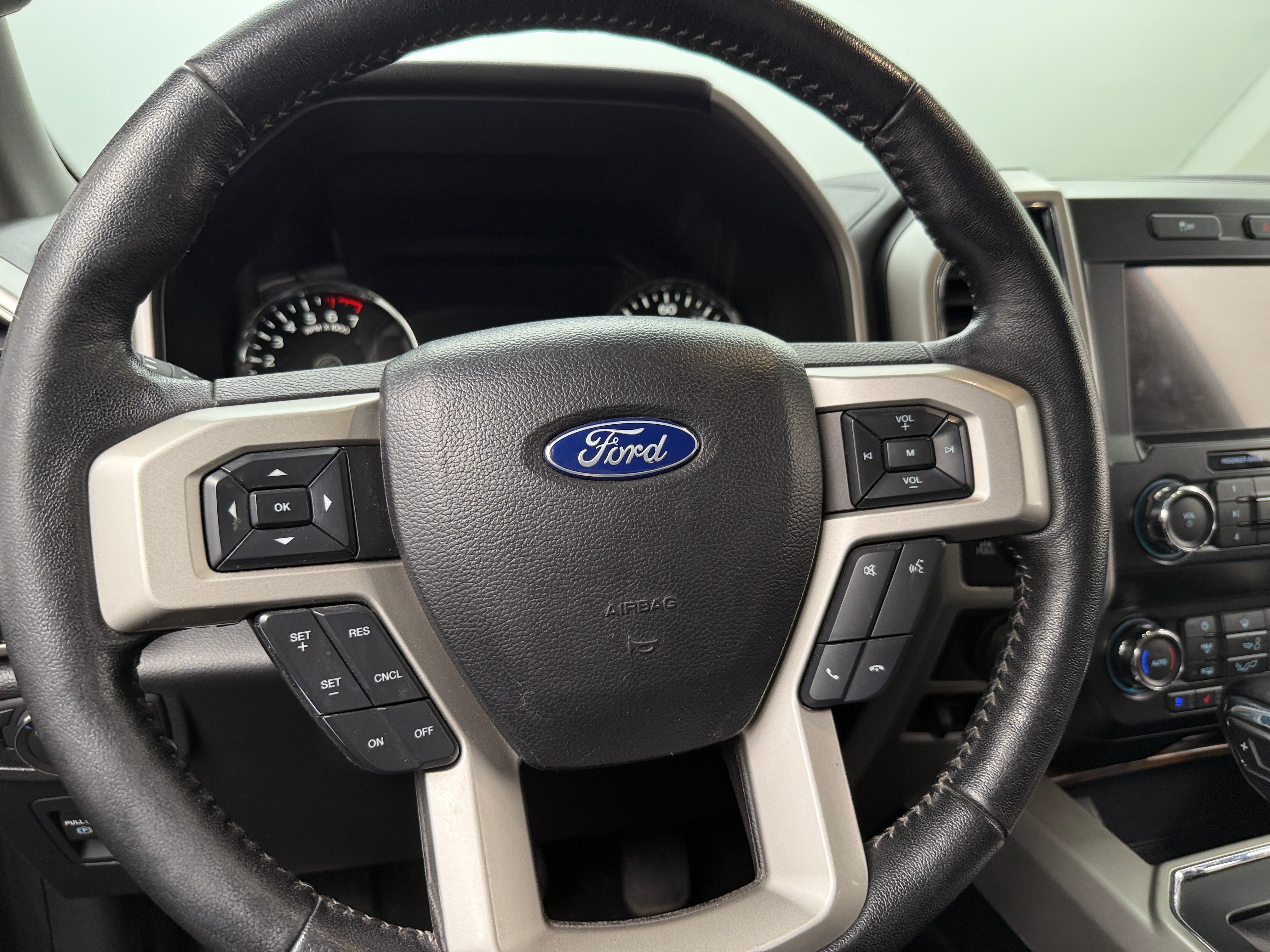 2019 Ford Econoline E-150 4