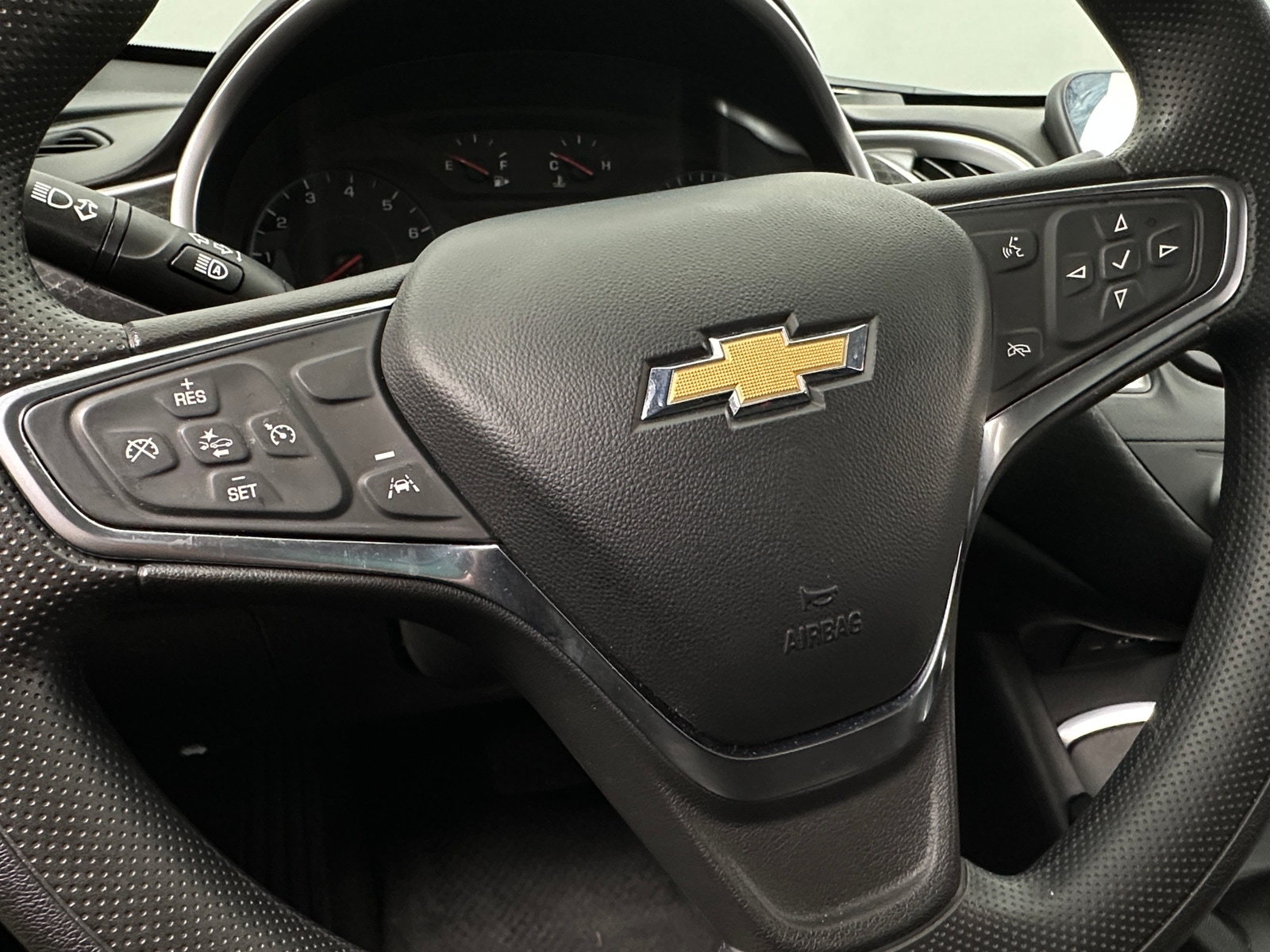 Thumbnail: 2024 Chevrolet Malibu - 5