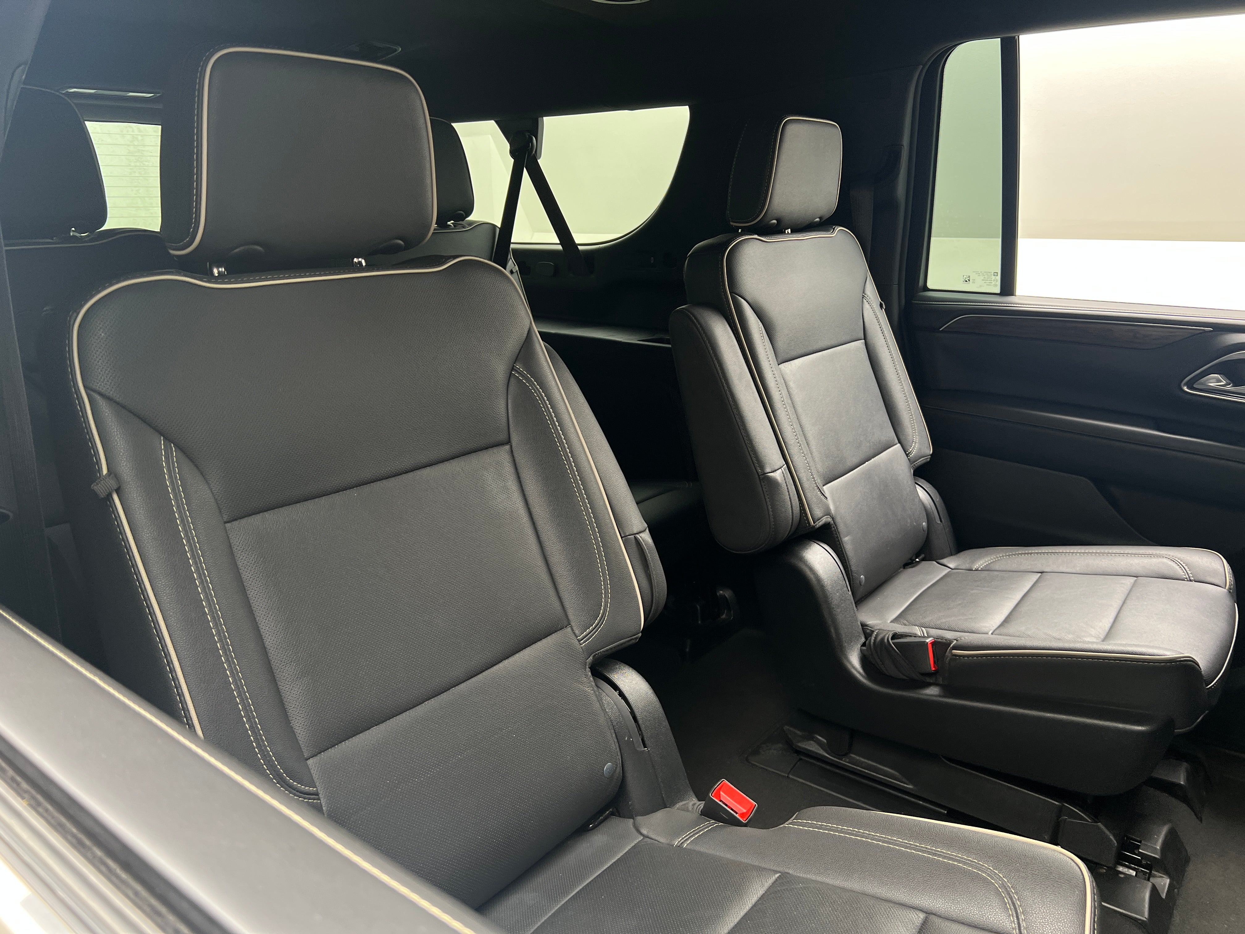 2023 Chevrolet Suburban Premier 5