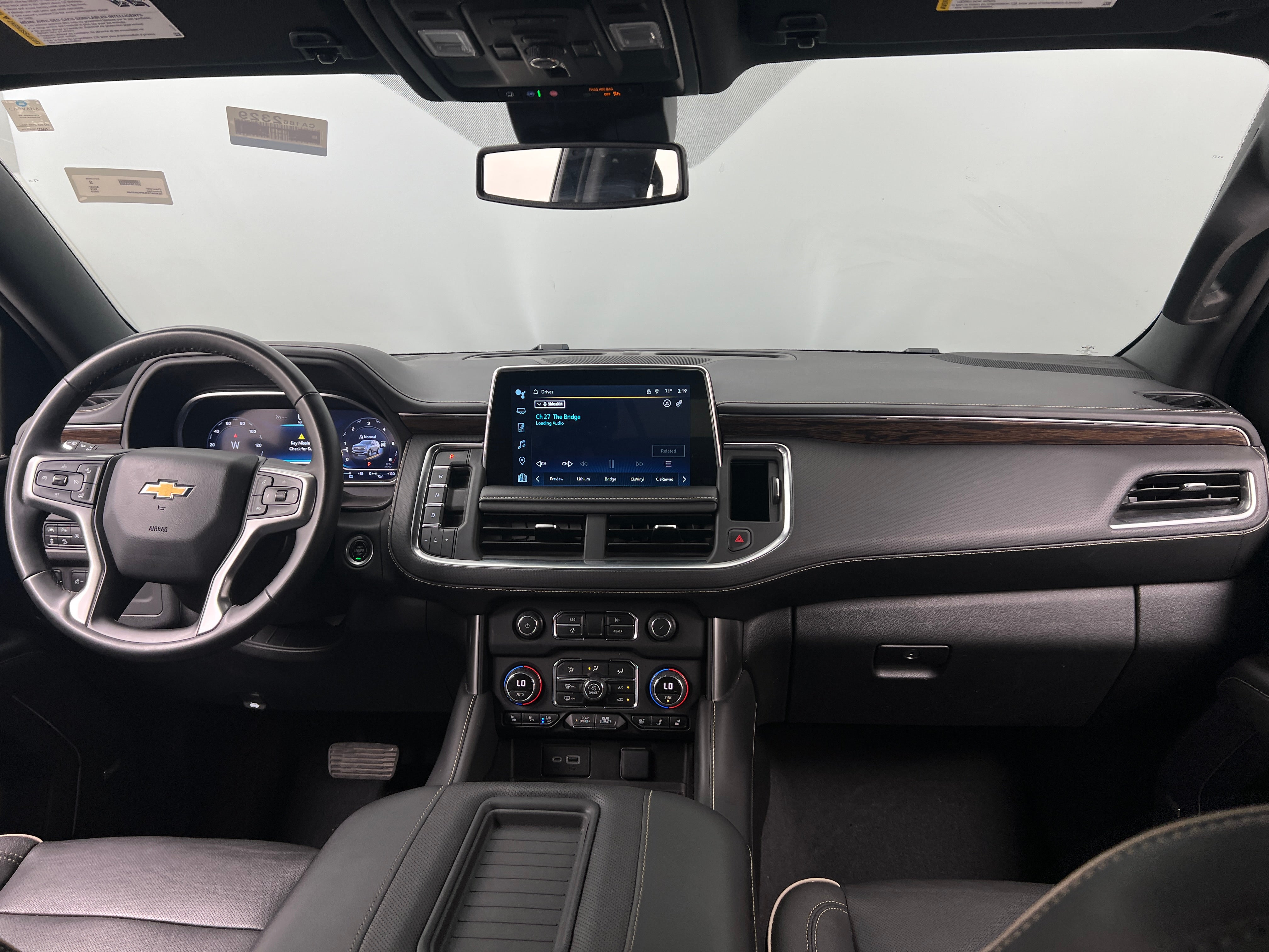 2023 Chevrolet Suburban Premier 2