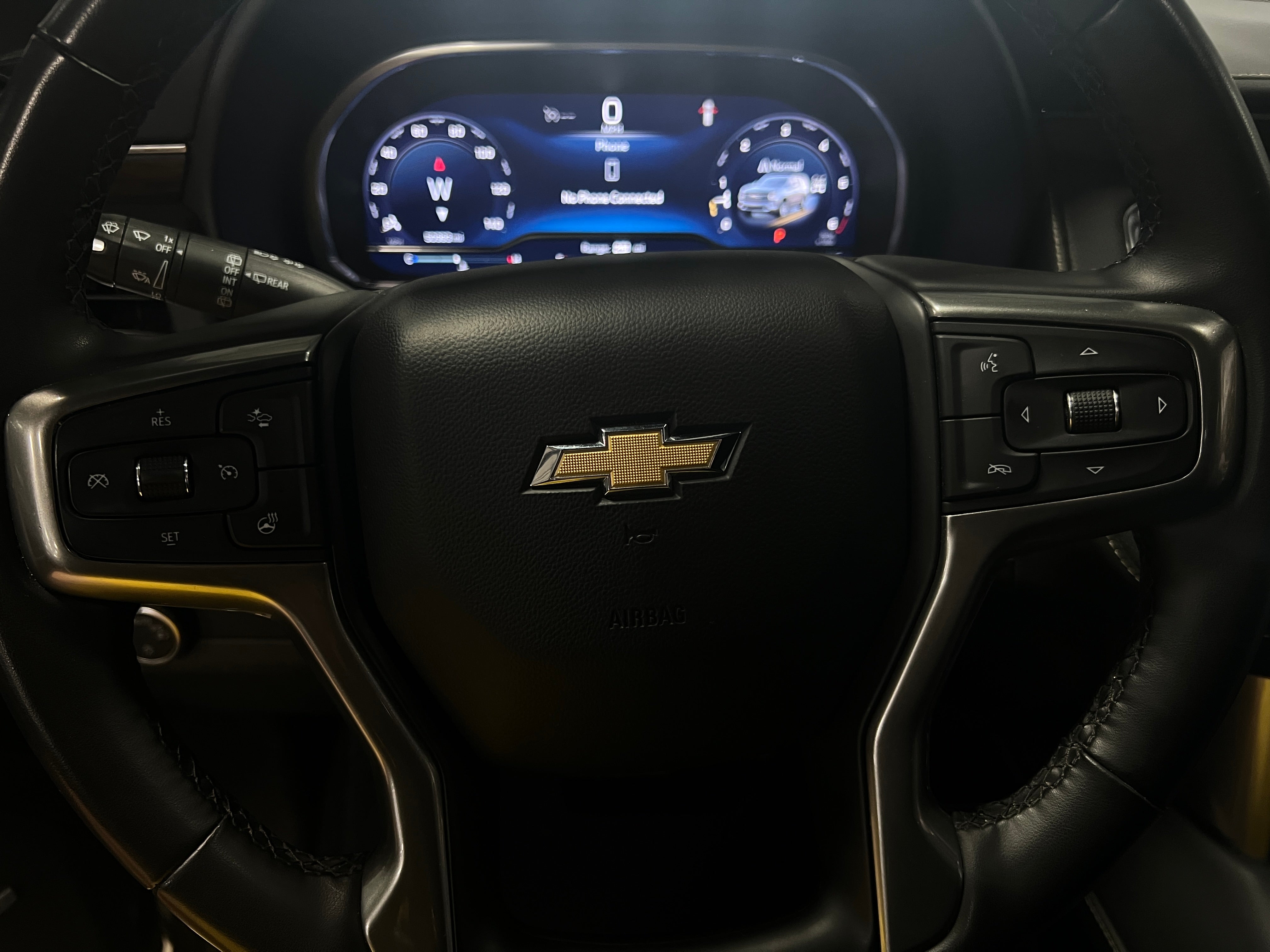 2023 Chevrolet Suburban Premier 4