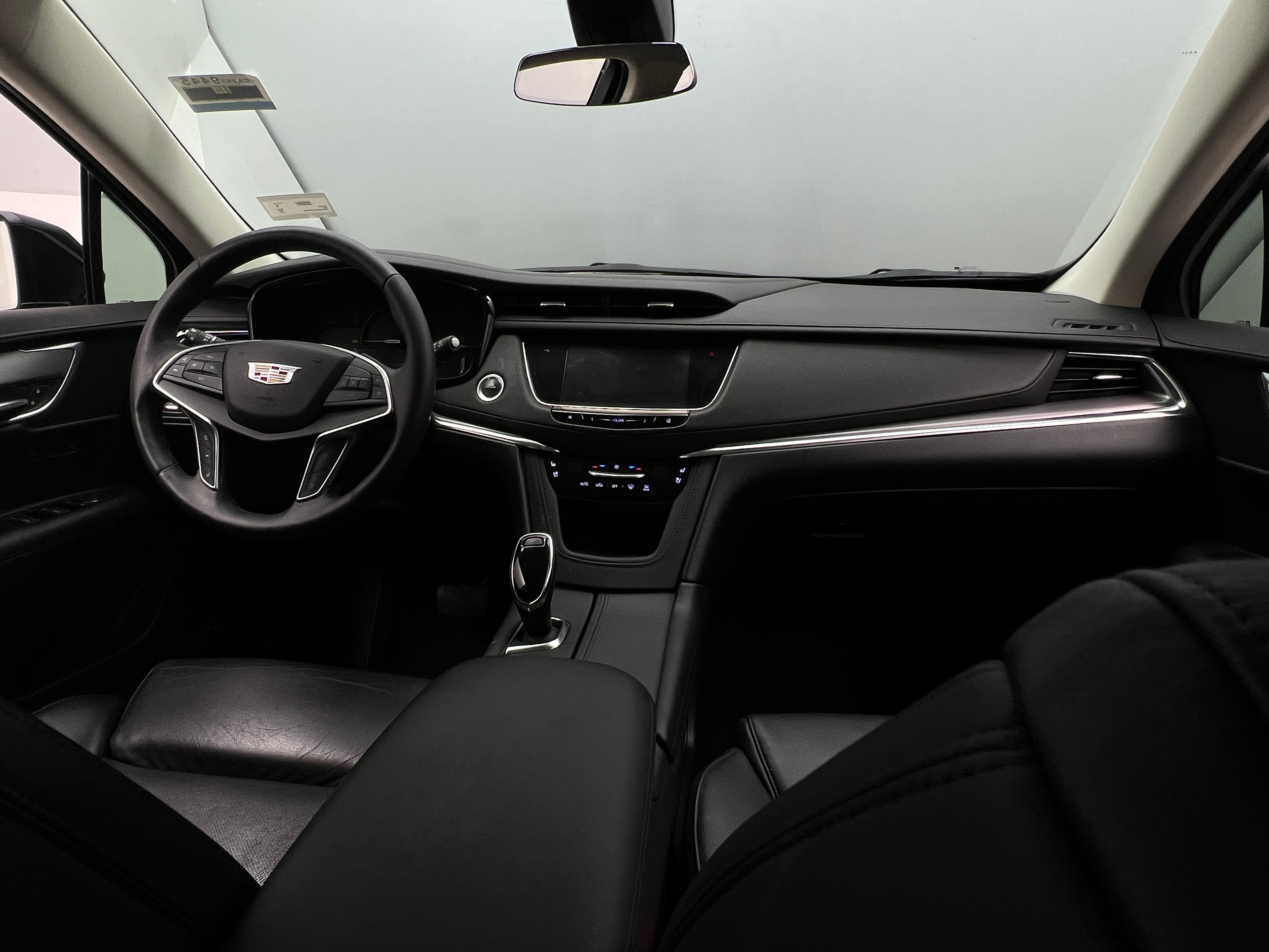 2017 Cadillac XT5 Premium Luxury 2