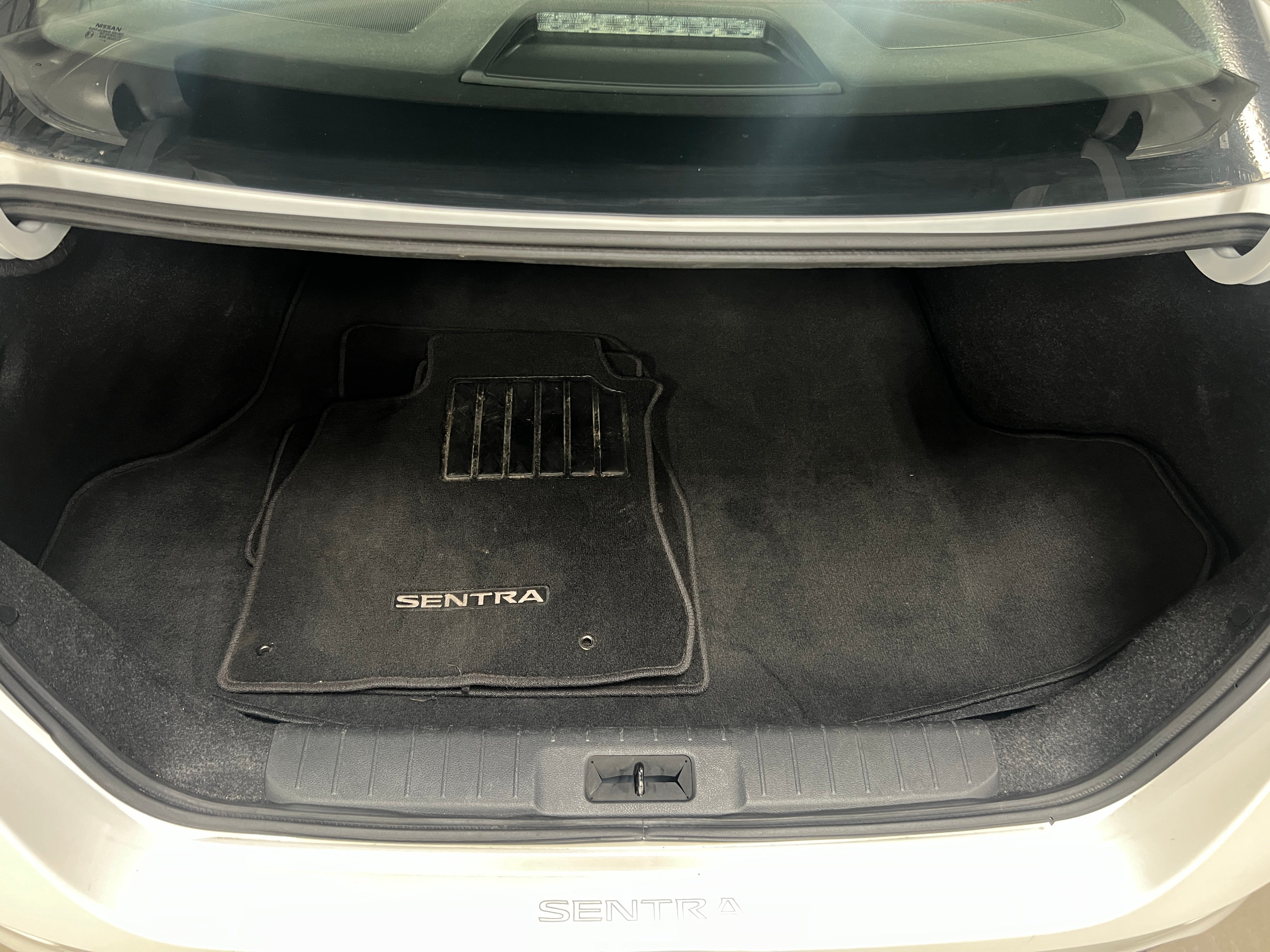 2020 Nissan Sentra SR 7