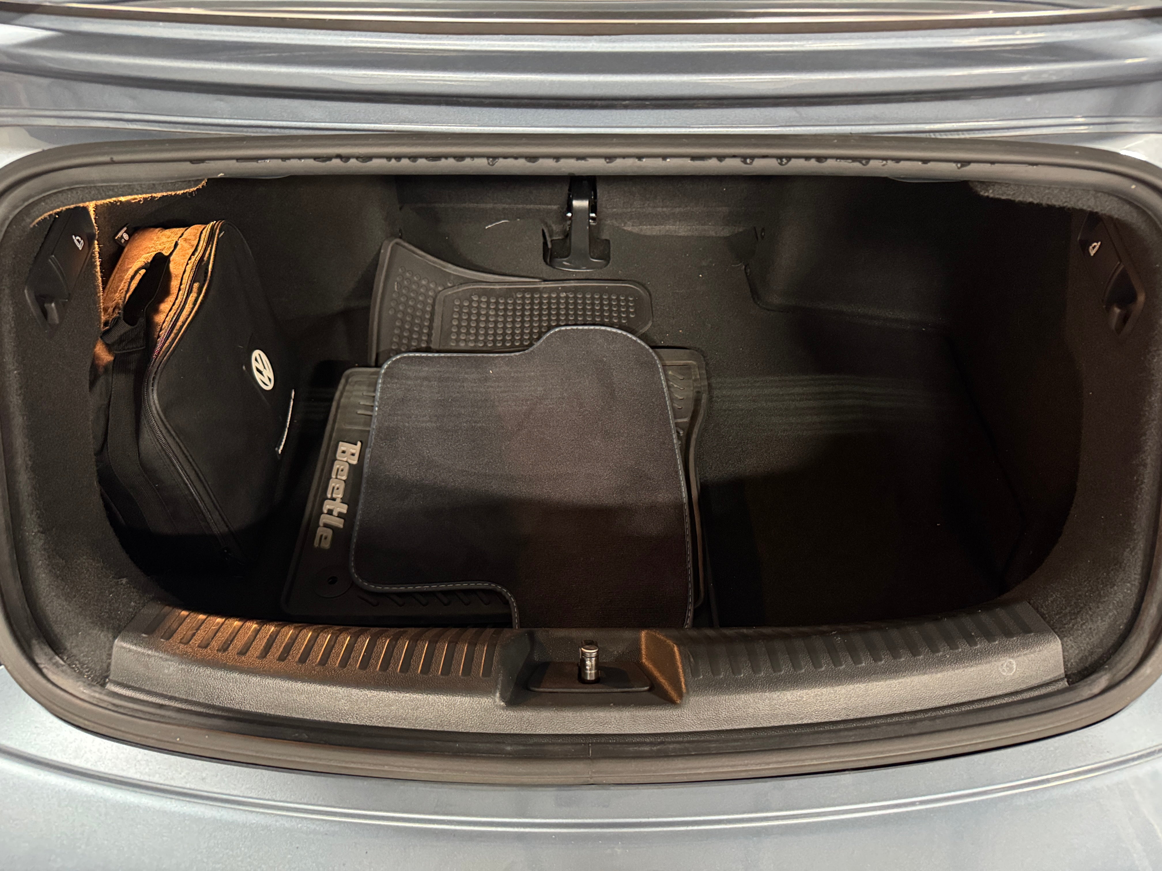 2016 Volkswagen Beetle Denim 7