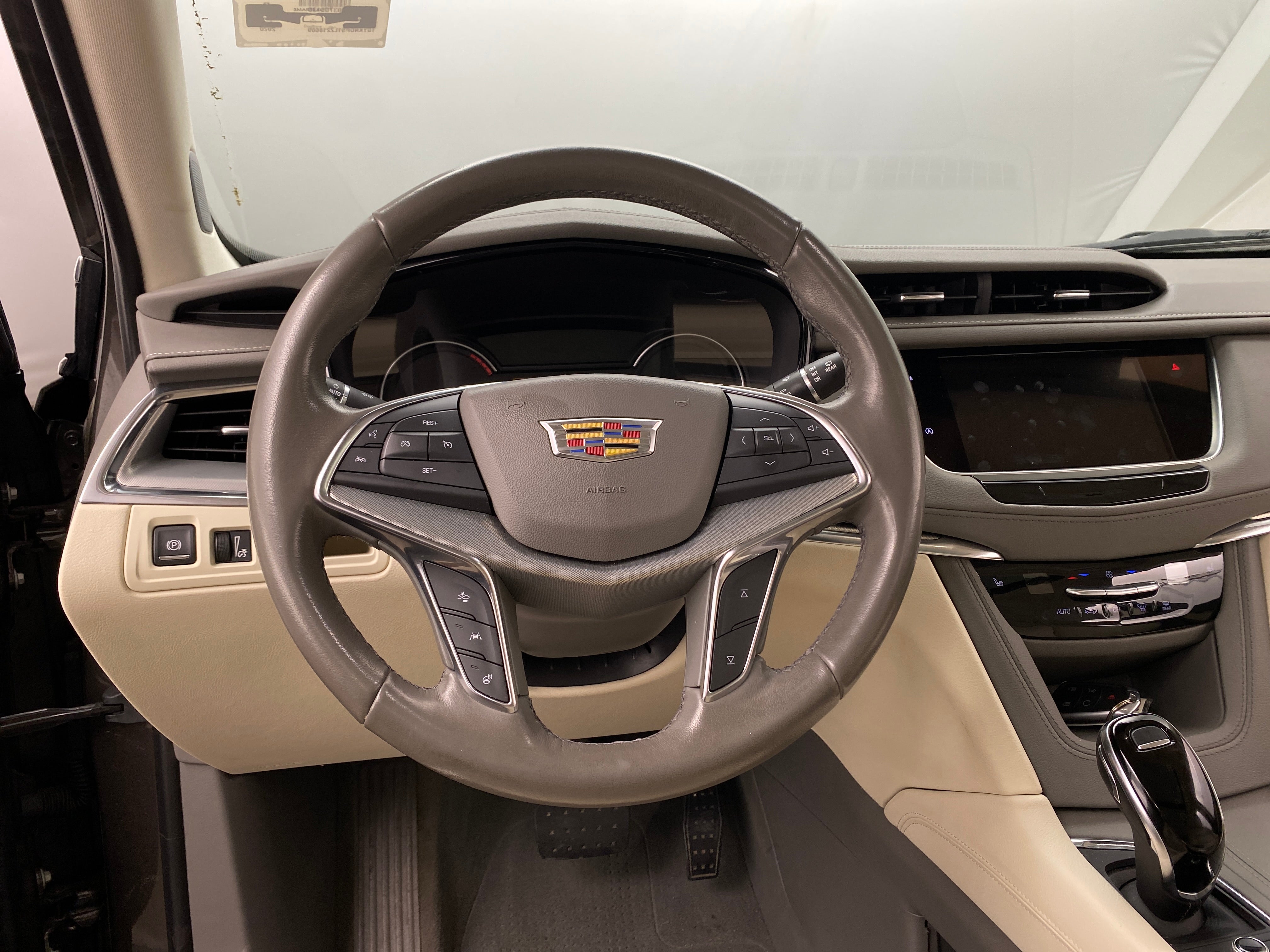 2020 Cadillac XT5 Premium Luxury 4