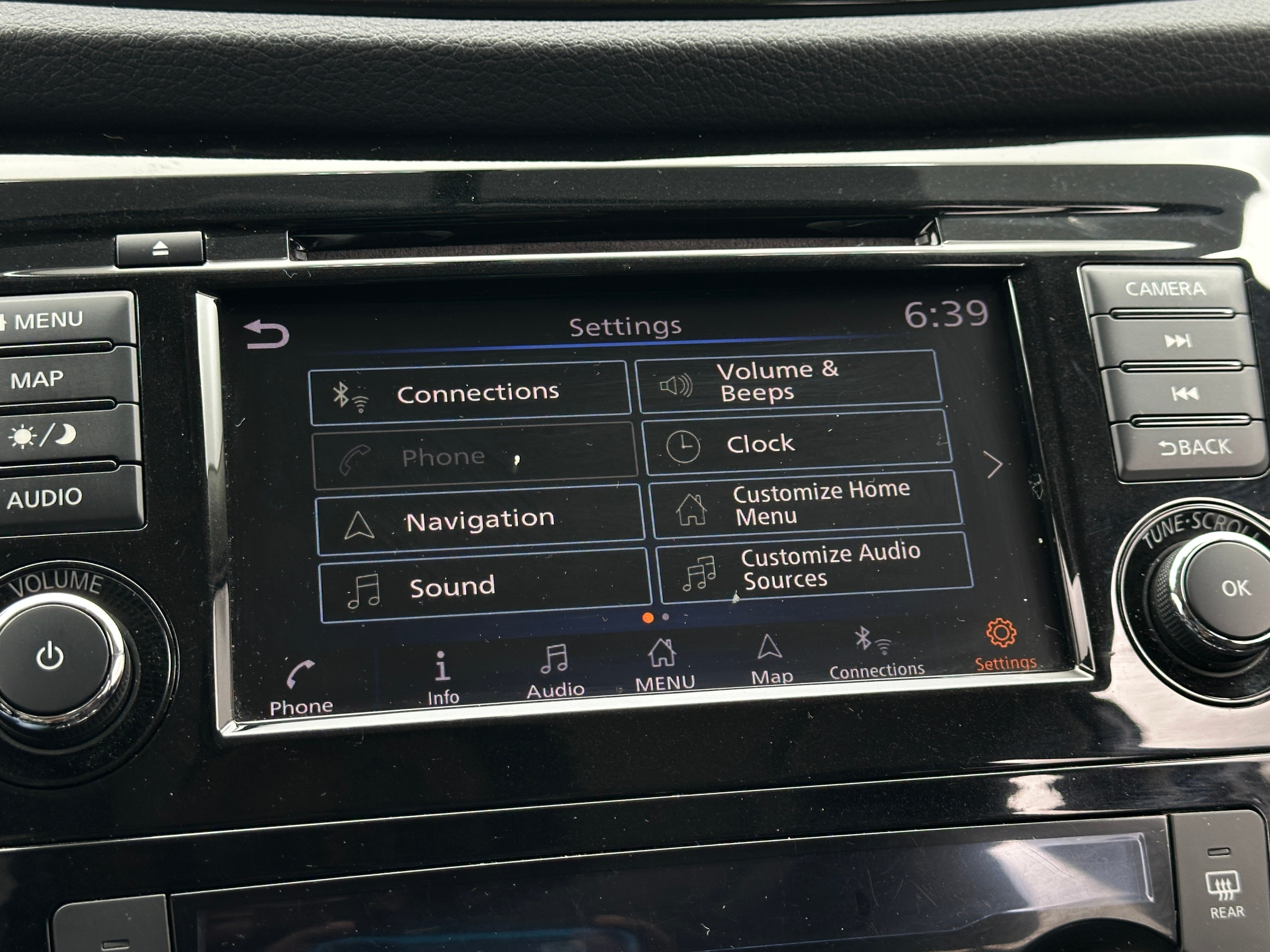 2018 Nissan Rogue SV 4