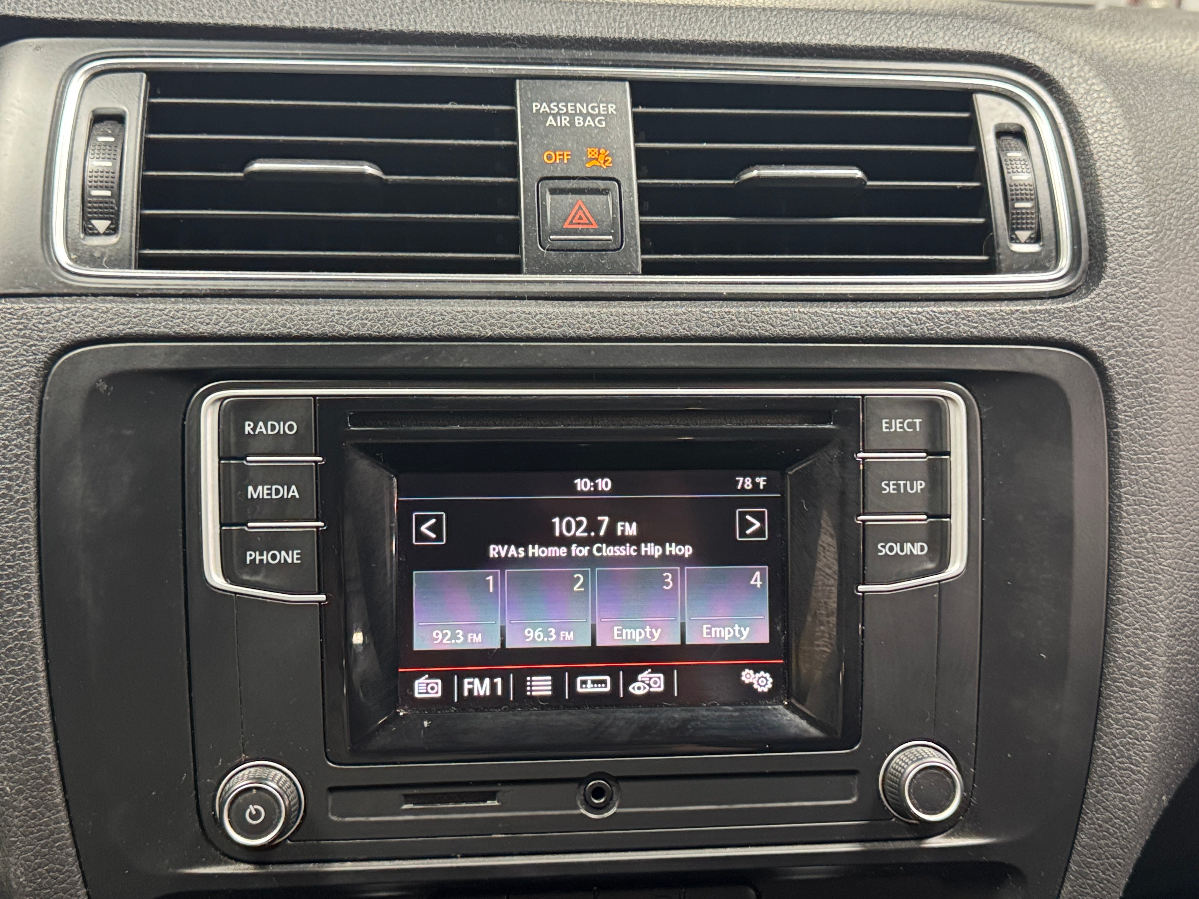 2017 Volkswagen Jetta S 4