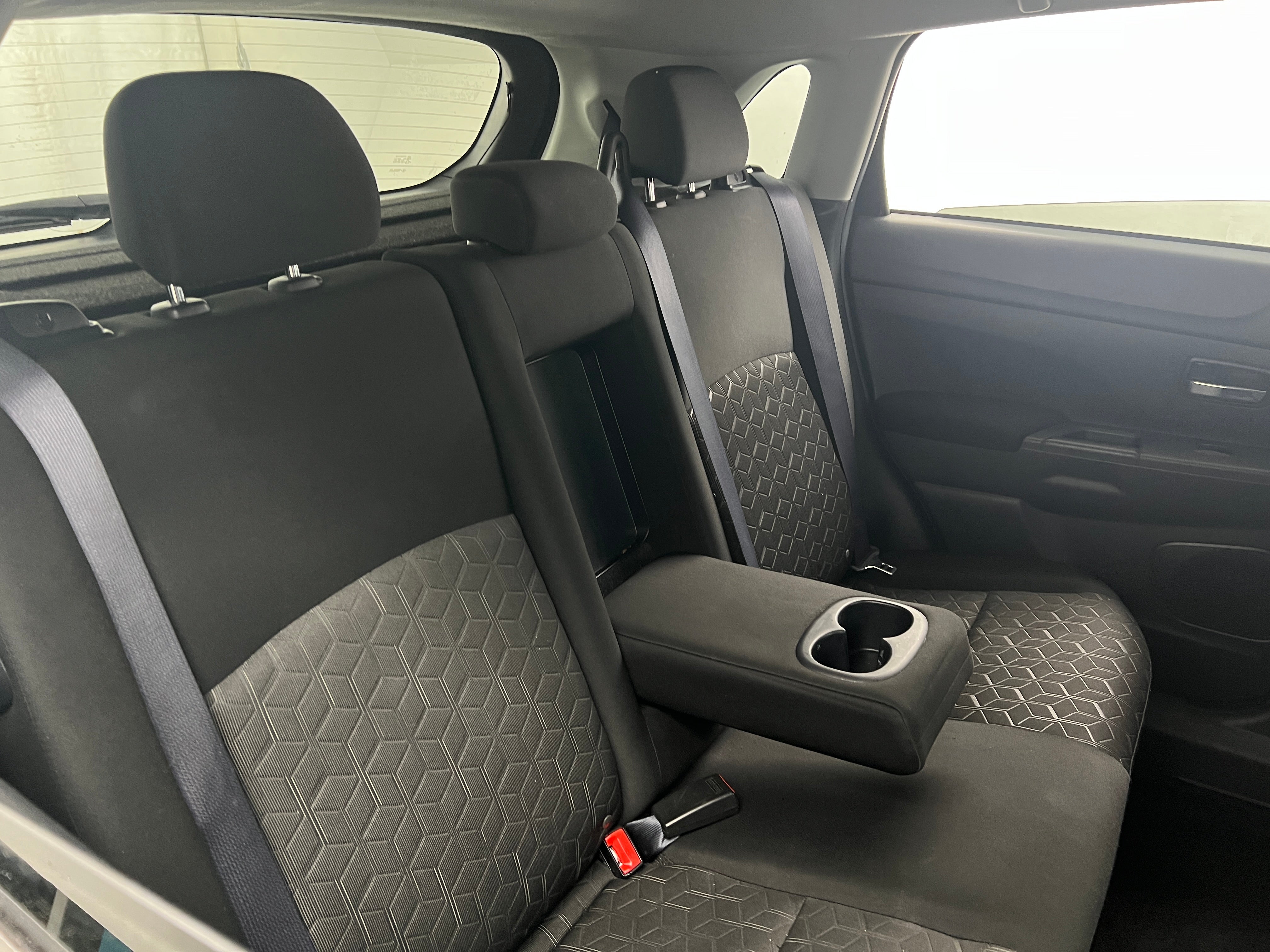 2022 Mitsubishi Outlander Sport ES 6