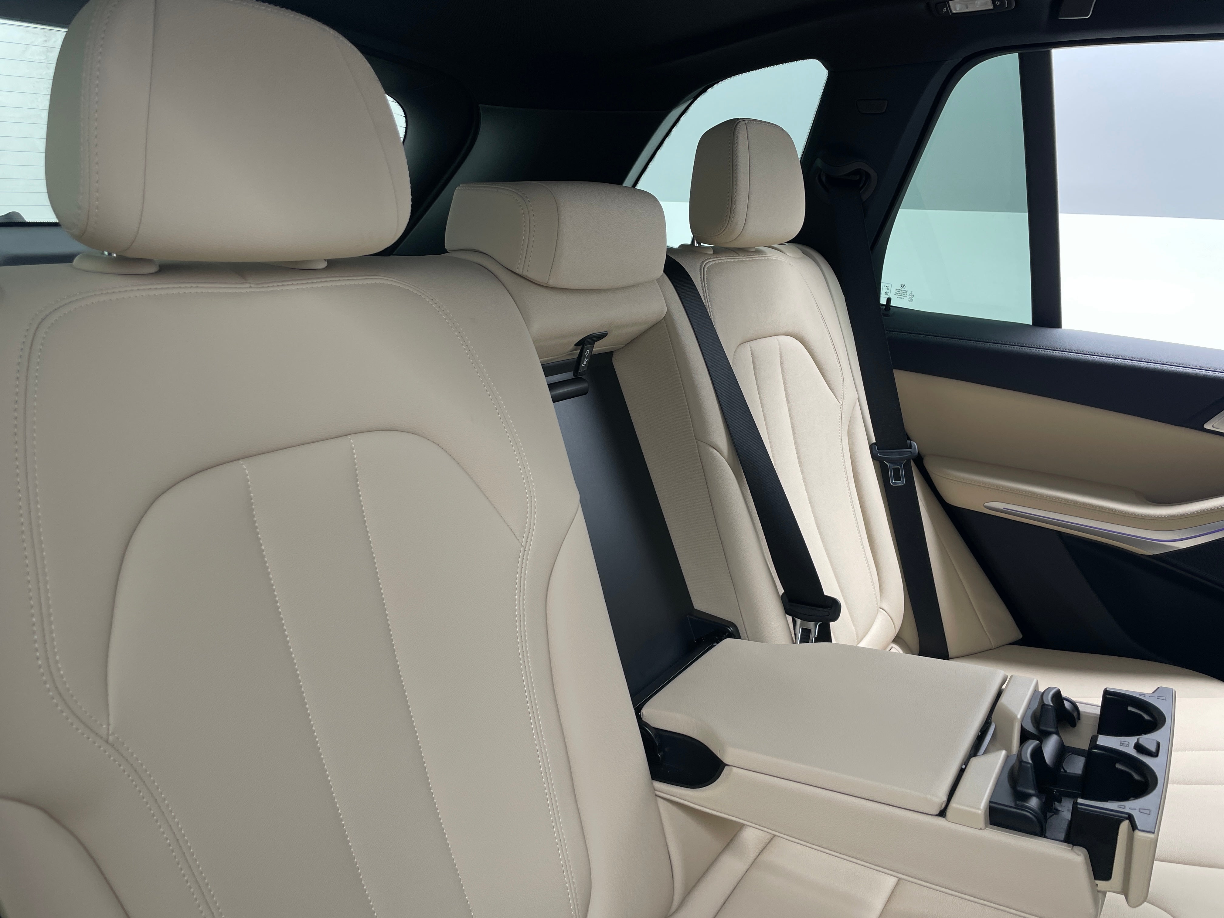Thumbnail: 2022 BMW X5 - 5