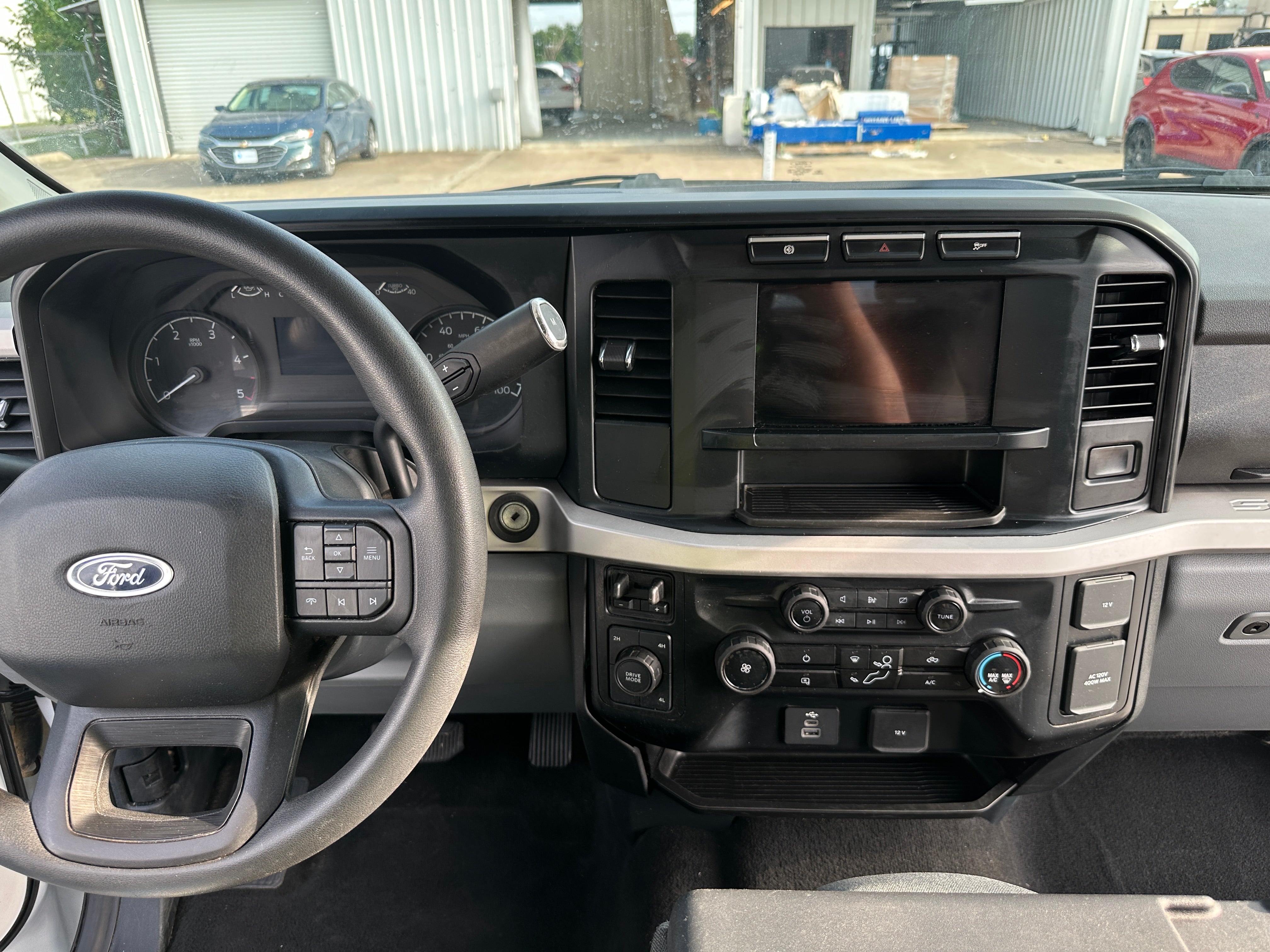 2024 Ford Econoline E-250 3