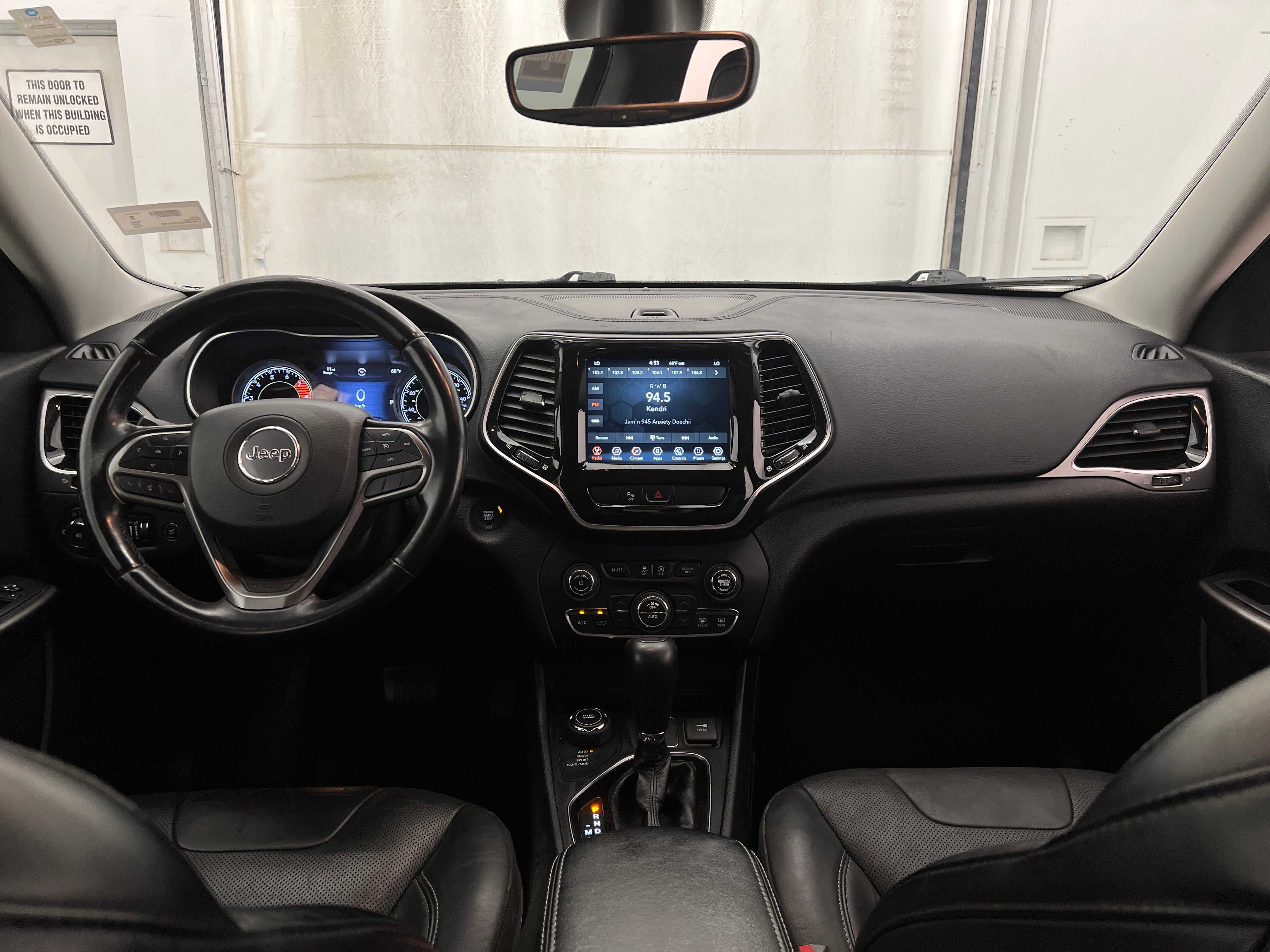 2020 Jeep Cherokee Limited Edition 3