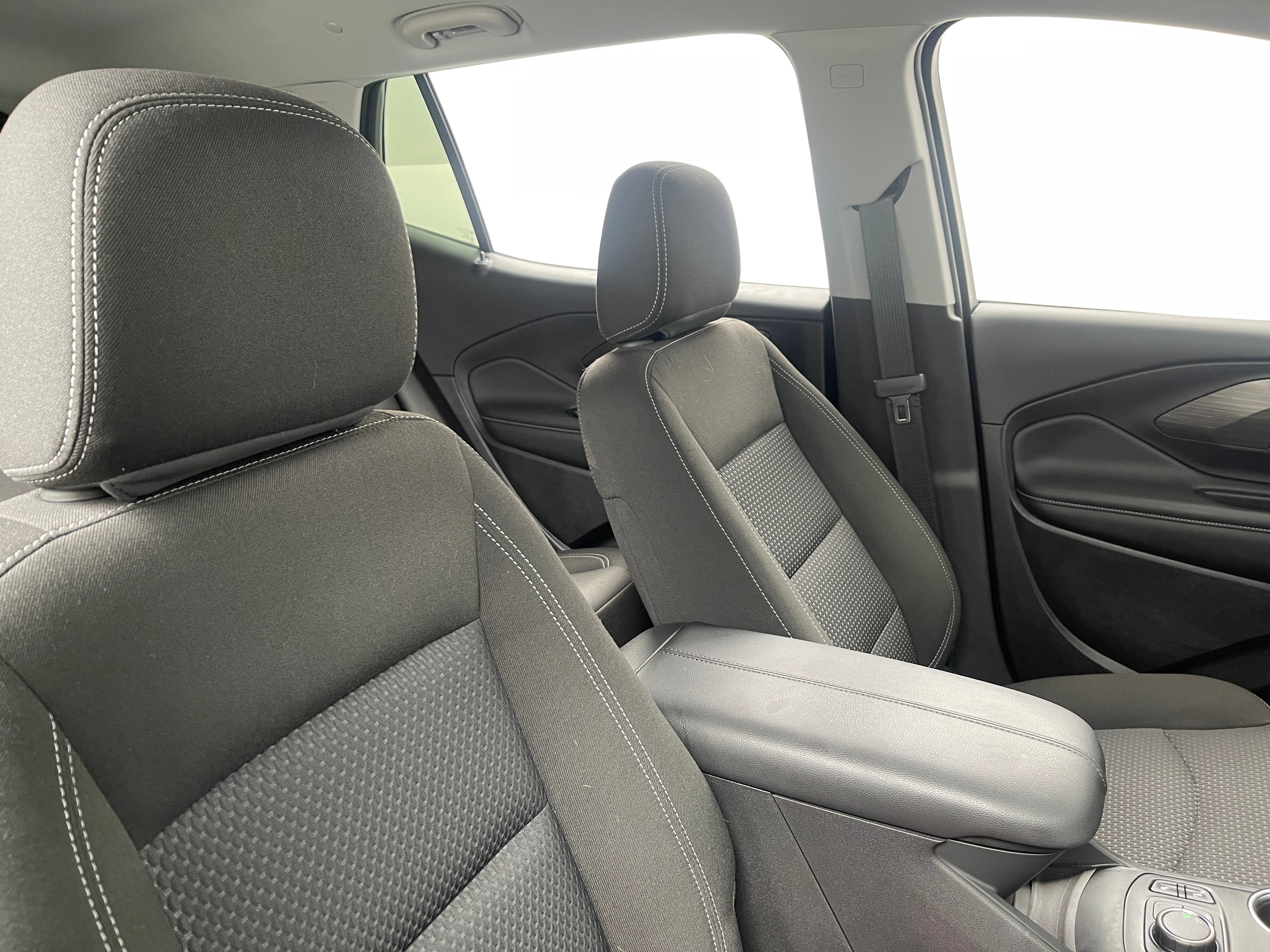 2024 GMC Terrain SLE 2
