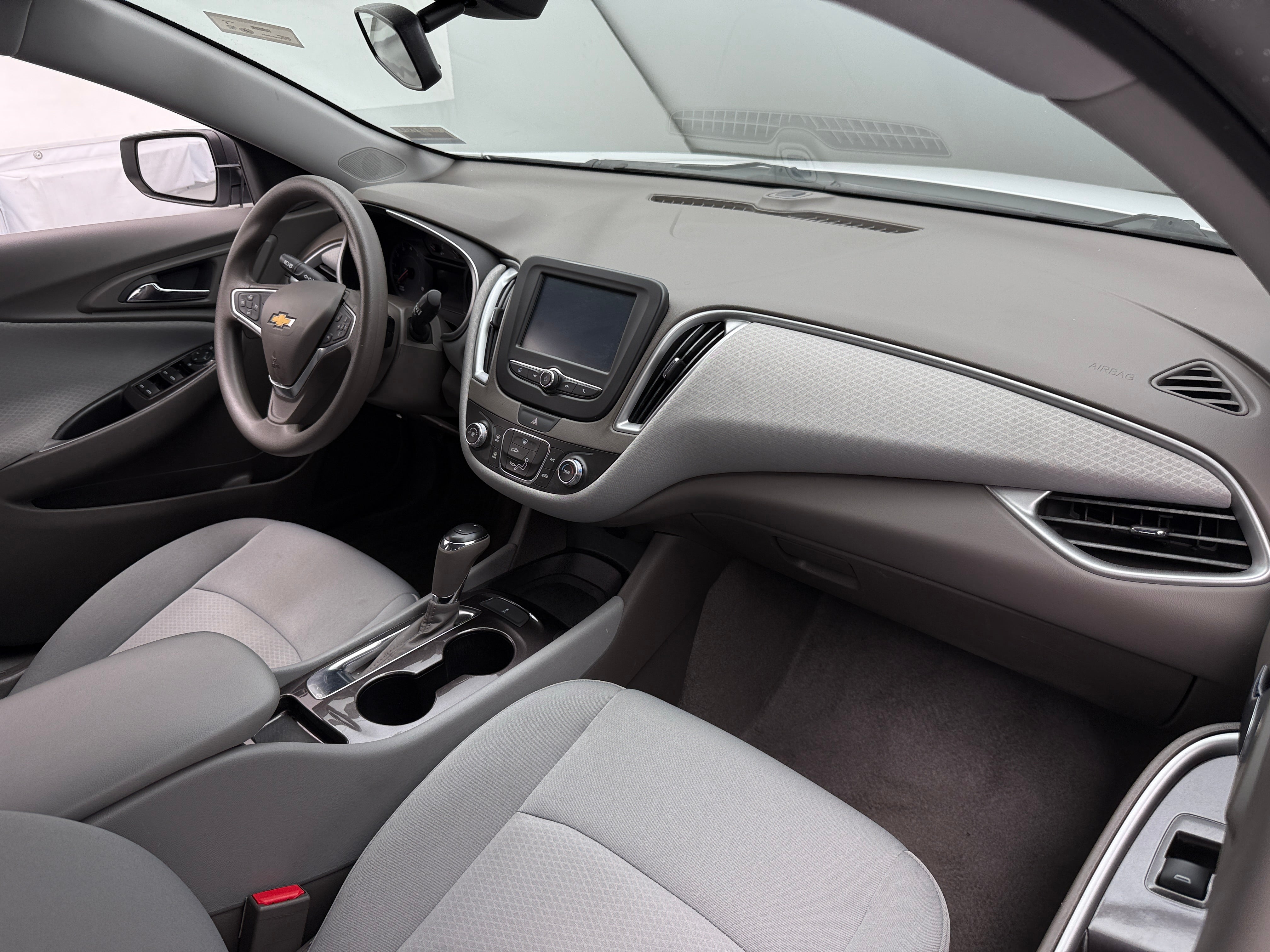 2018 Chevrolet Malibu LS 3