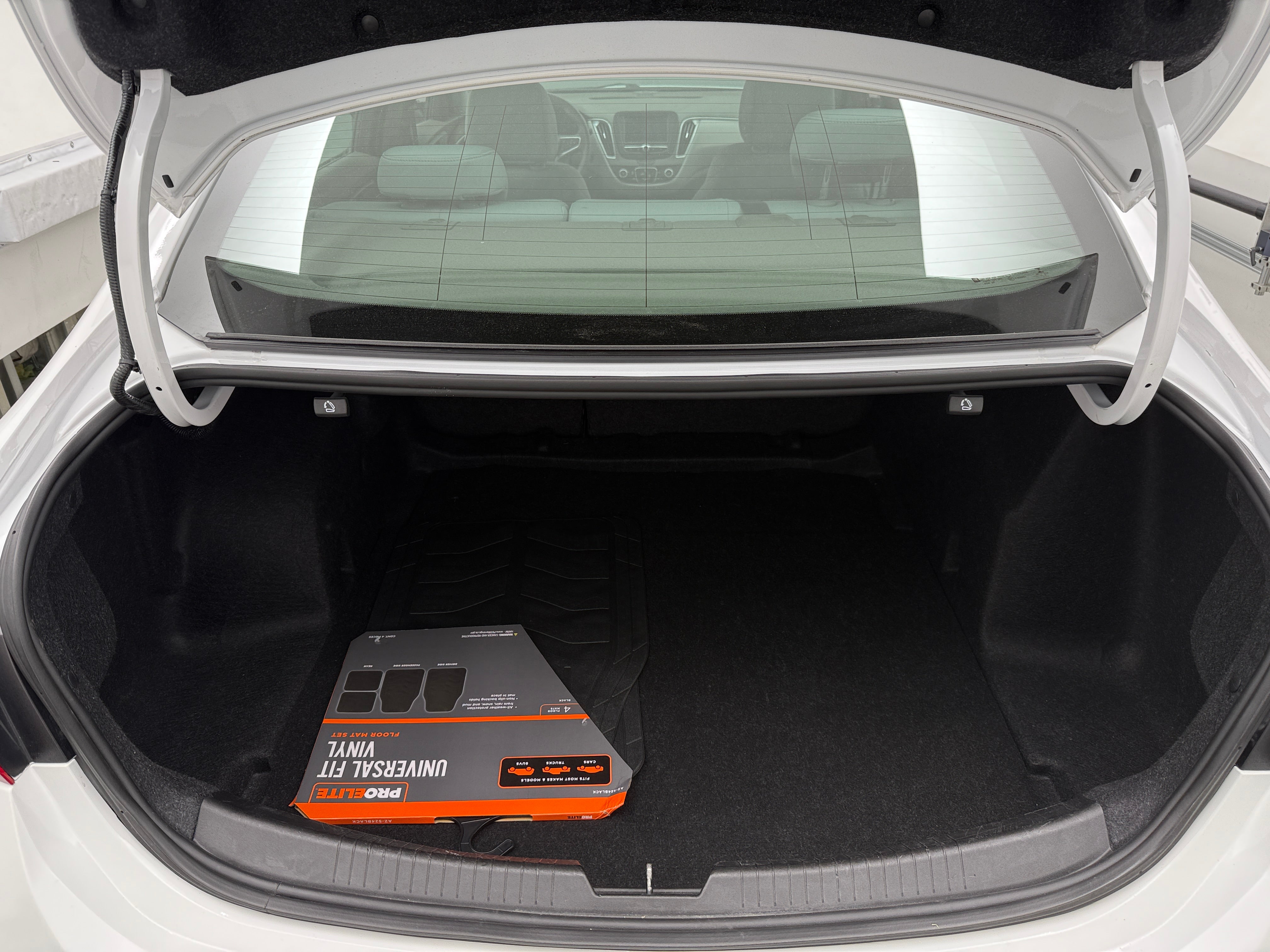 2018 Chevrolet Malibu LS 7