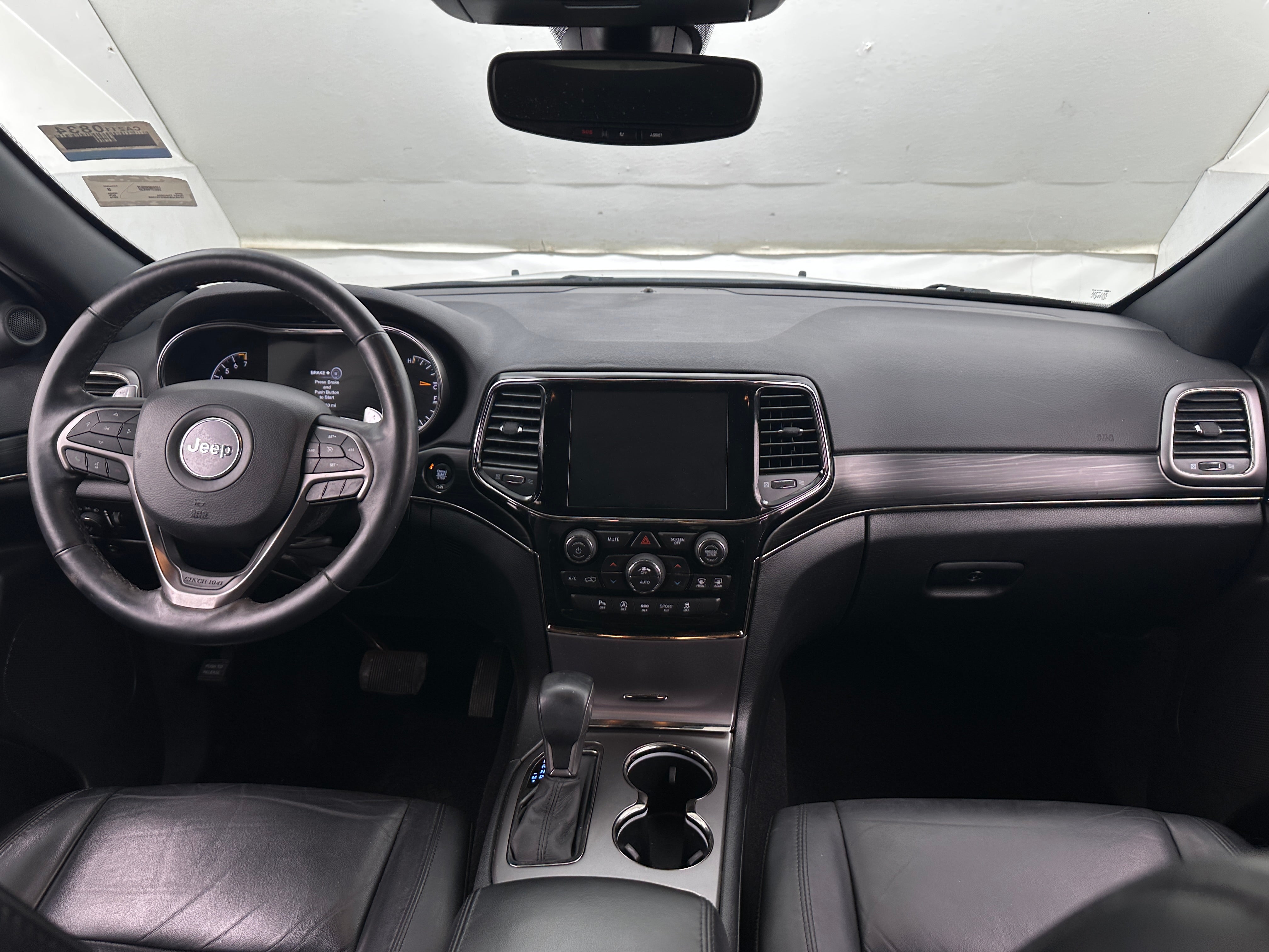 2019 Jeep Grand Cherokee Limited Edition 2