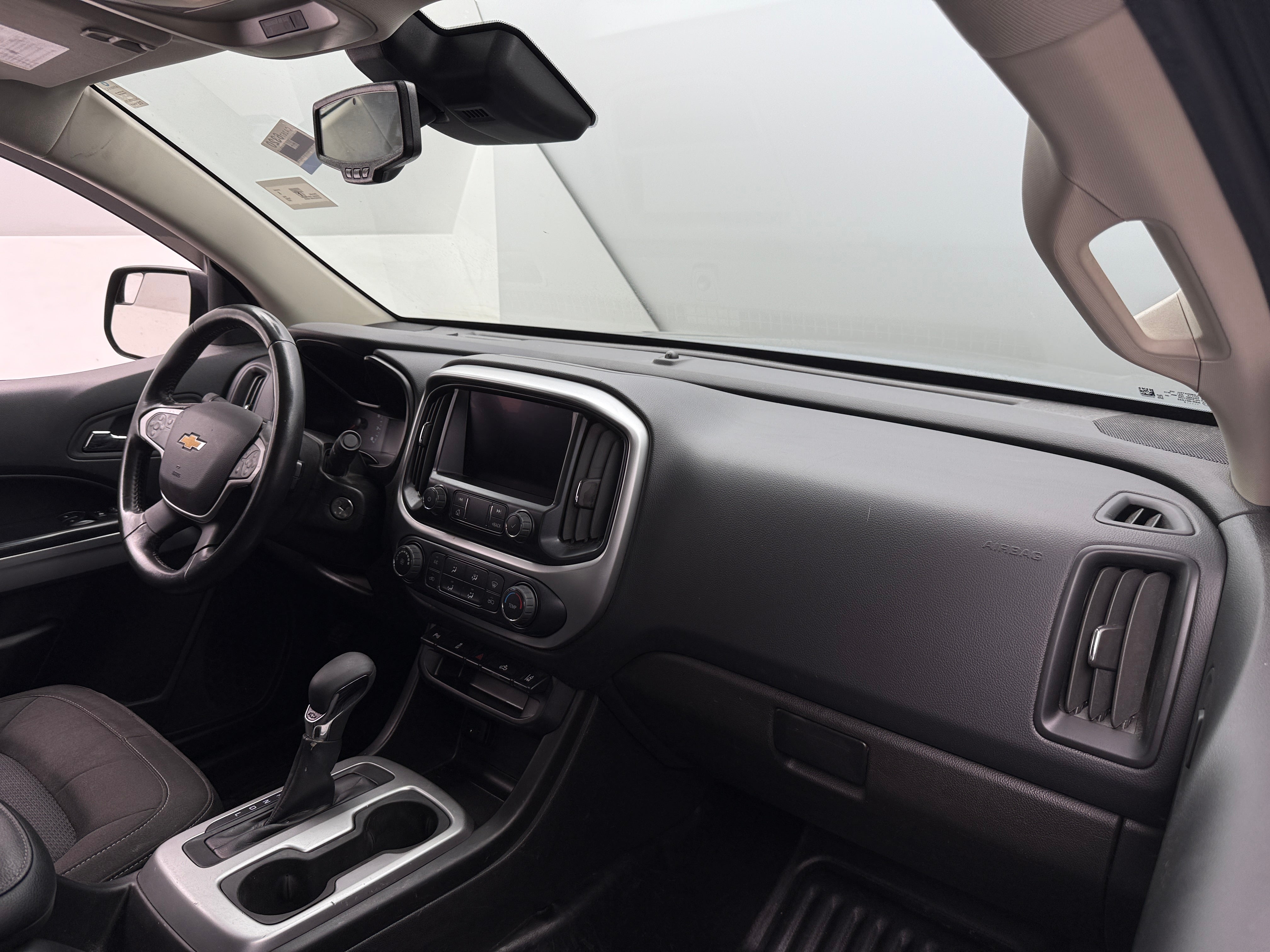 2022 Chevrolet Colorado LT 3